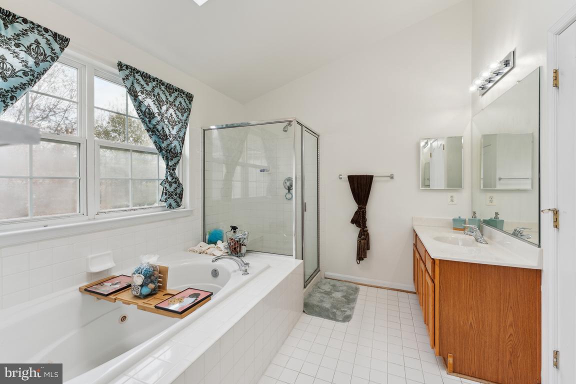 WILSHIRE - Residential