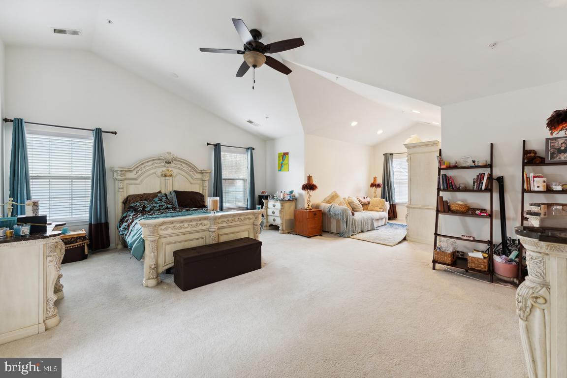 WILSHIRE - Residential