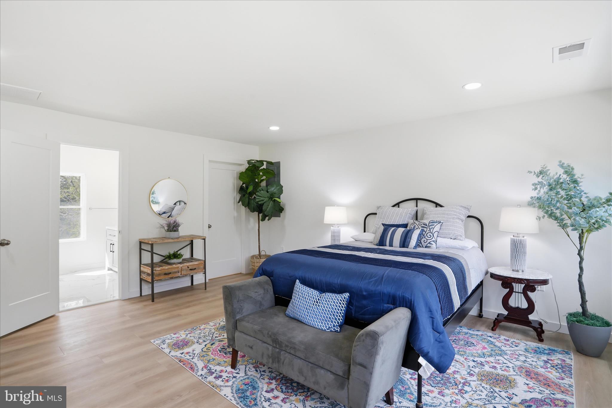 AMISSVILLE - Residential