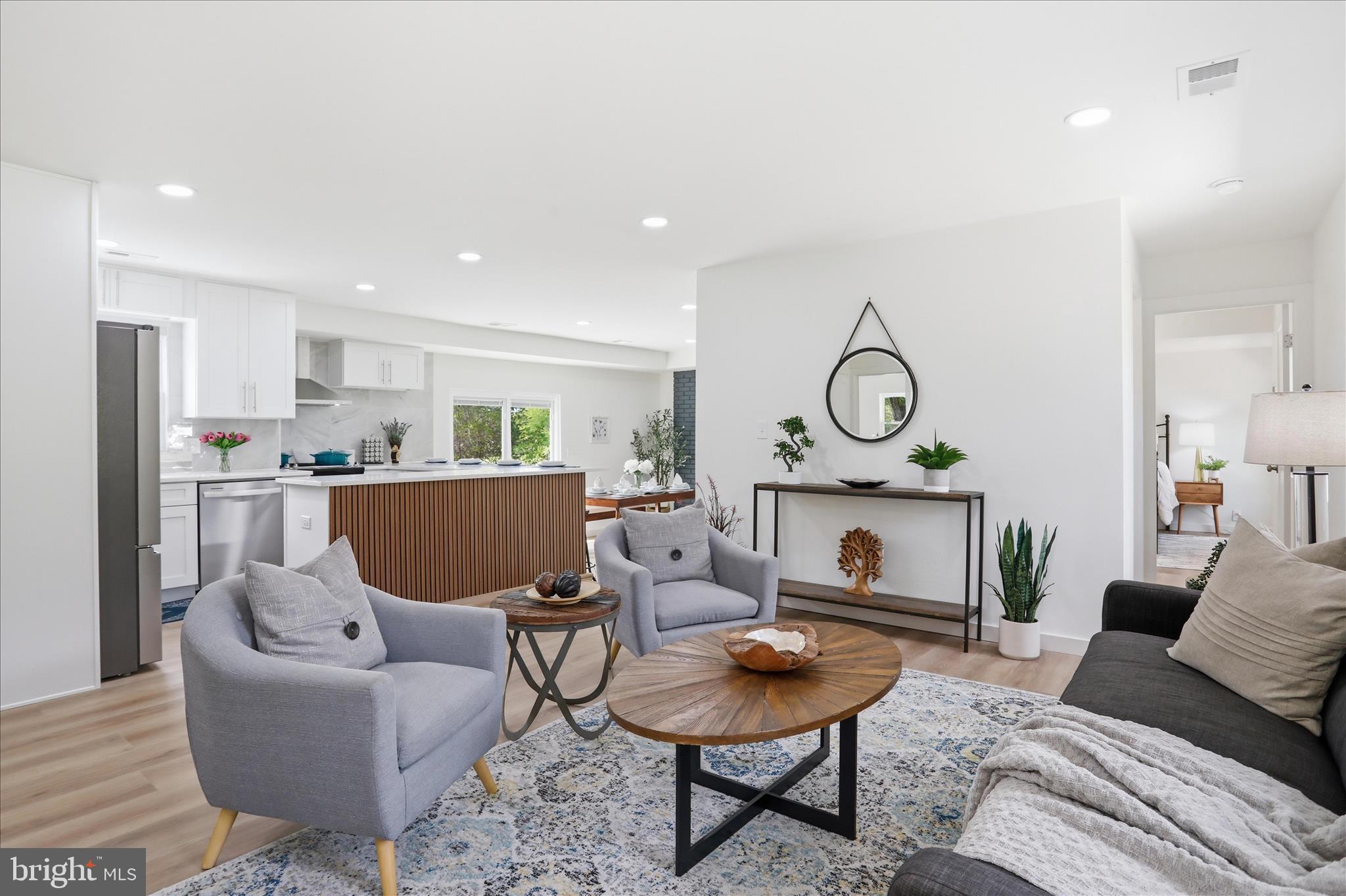 AMISSVILLE - Residential