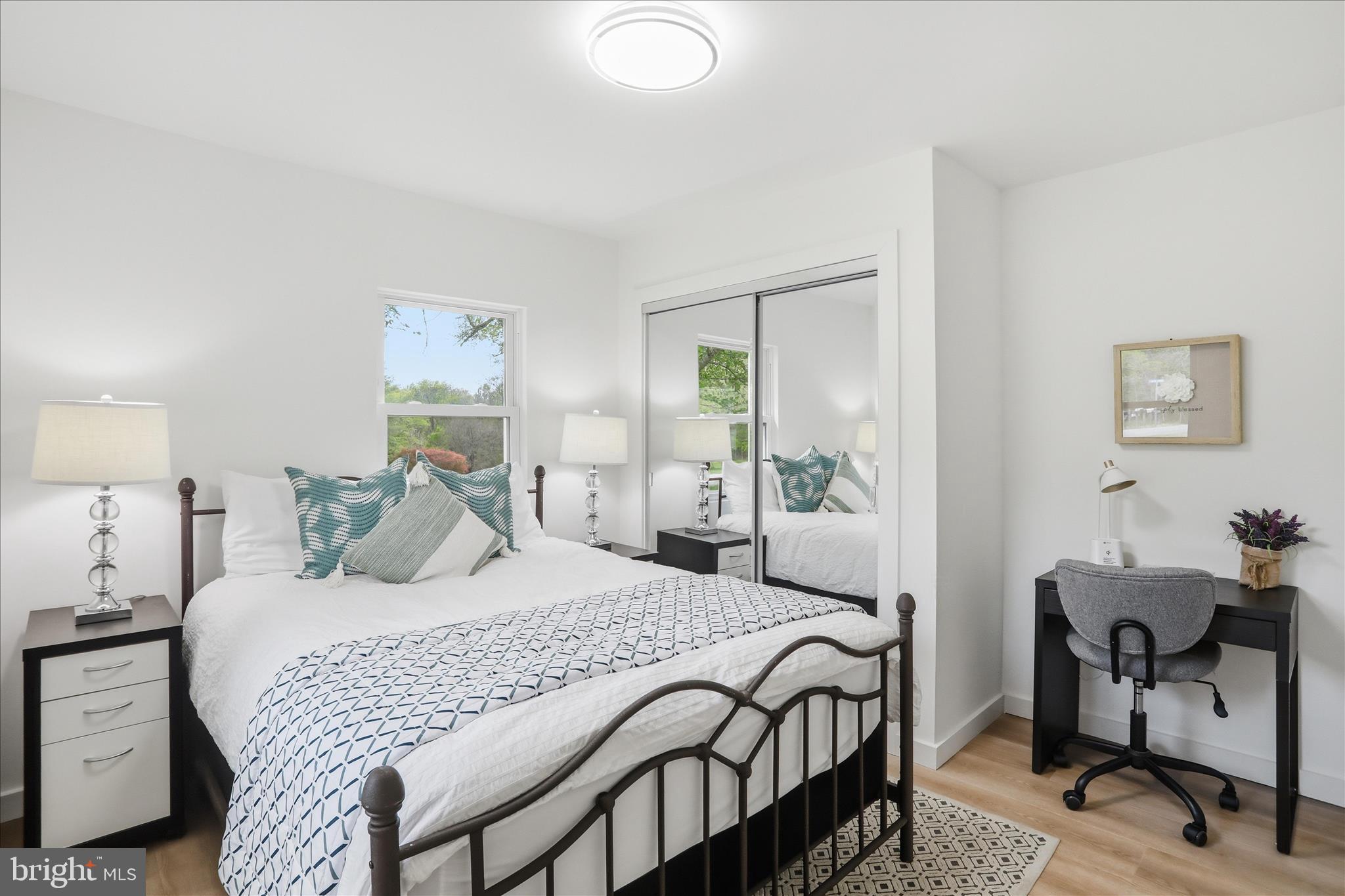 AMISSVILLE - Residential