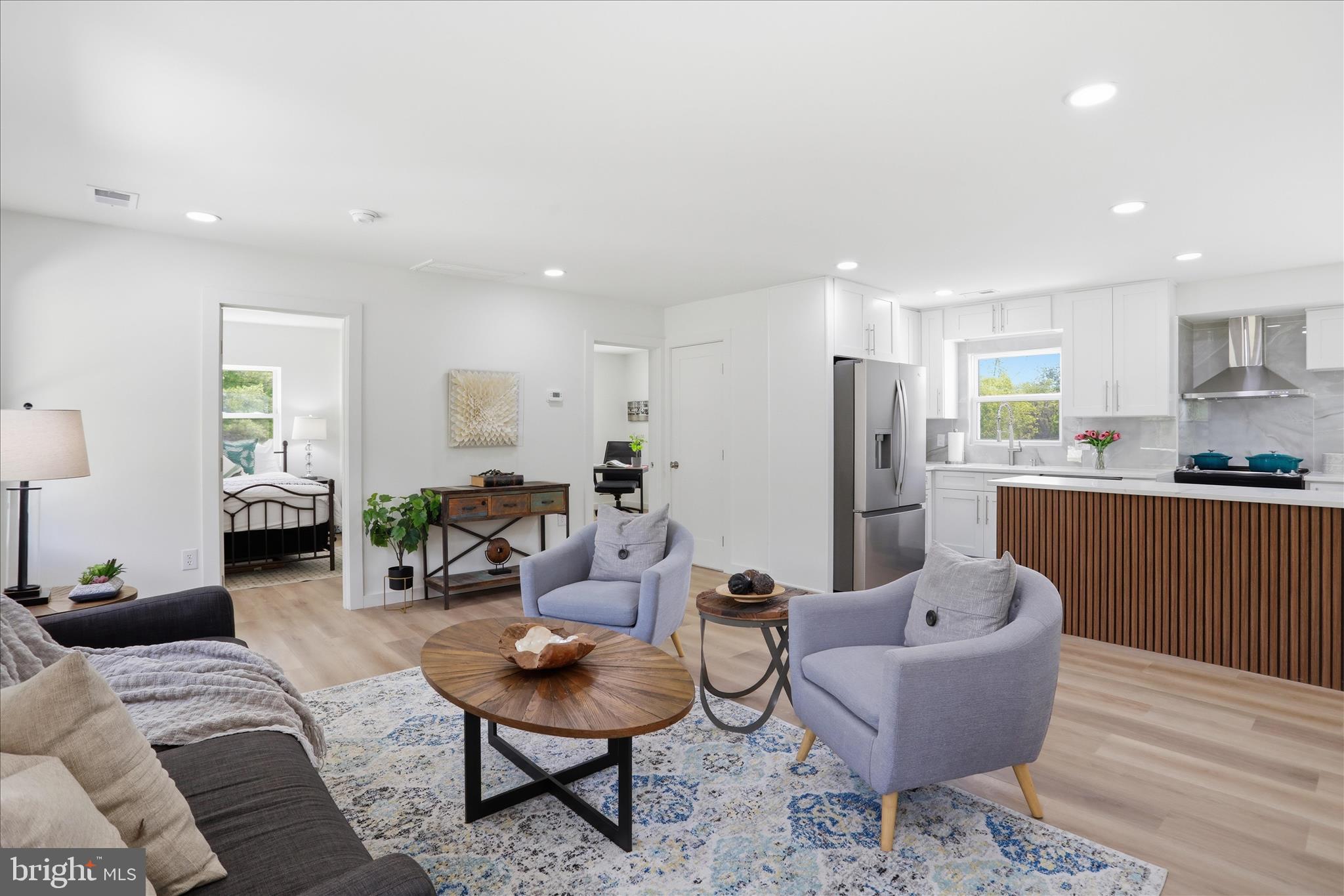 AMISSVILLE - Residential