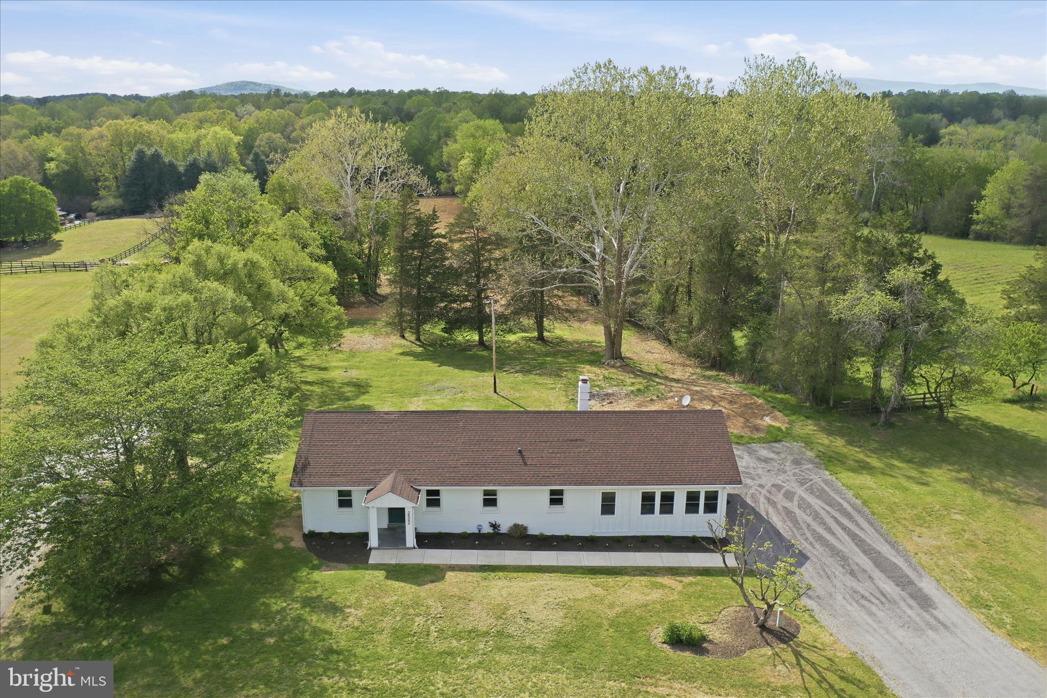 AMISSVILLE - Residential