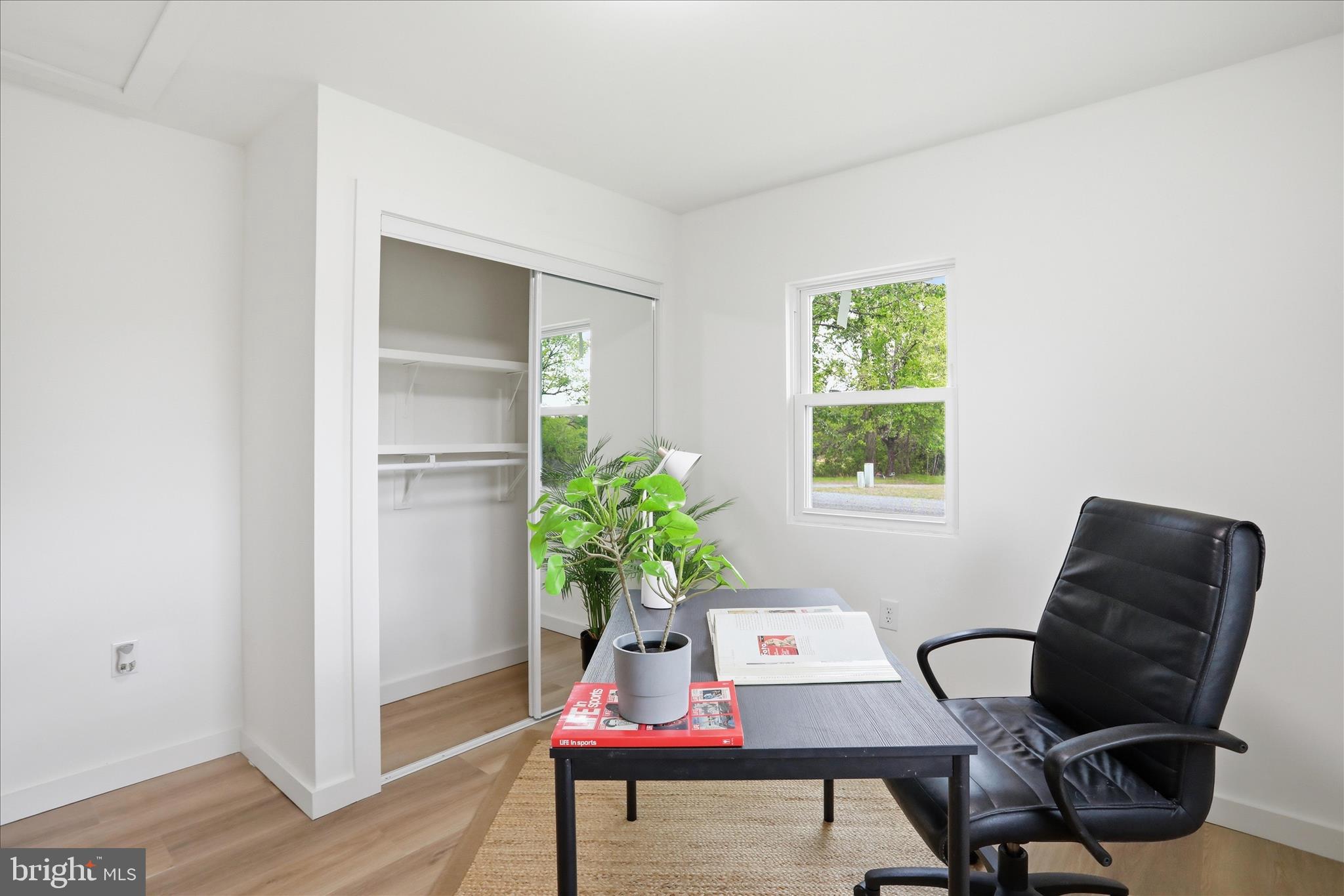 AMISSVILLE - Residential