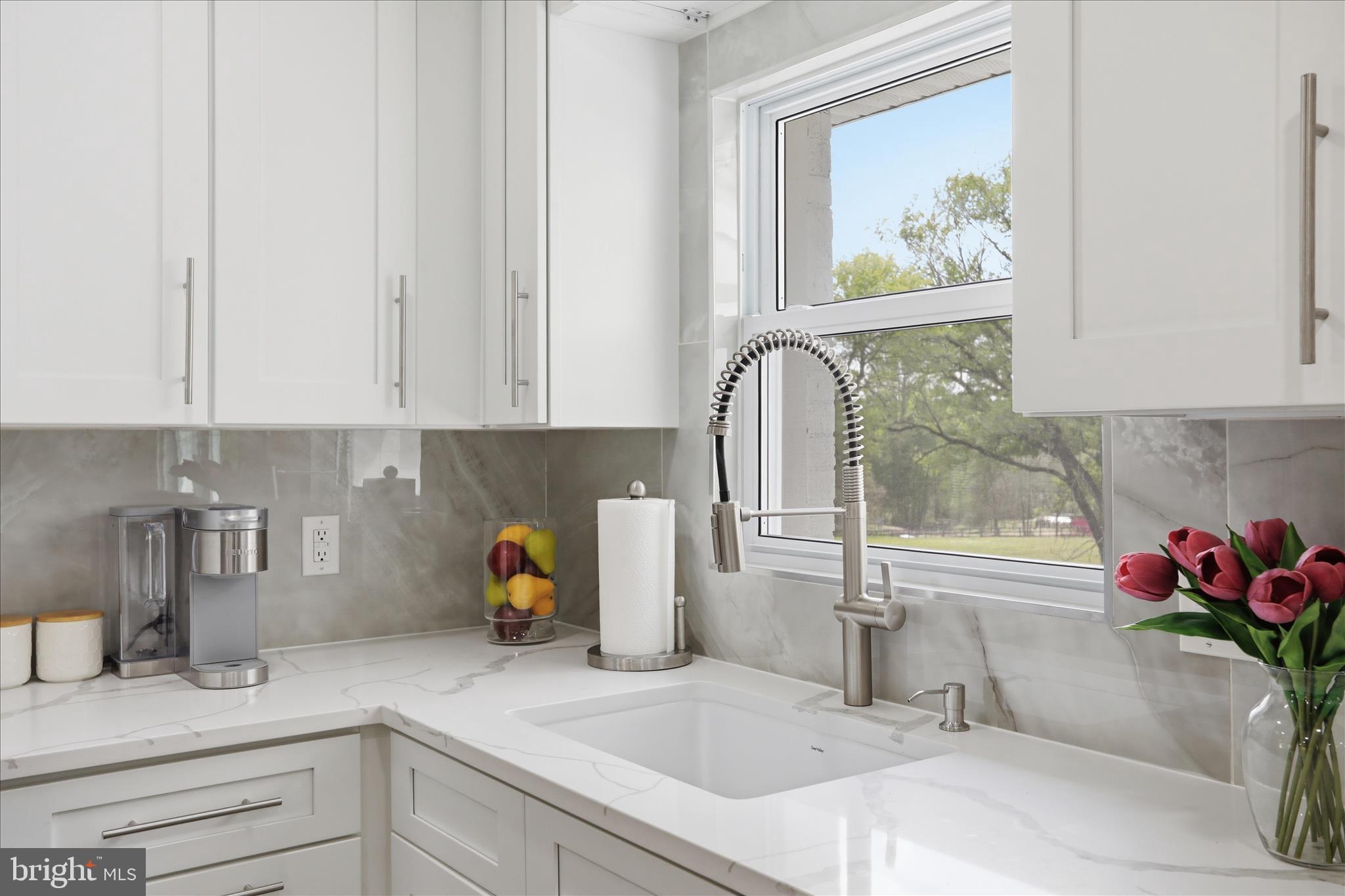 AMISSVILLE - Residential