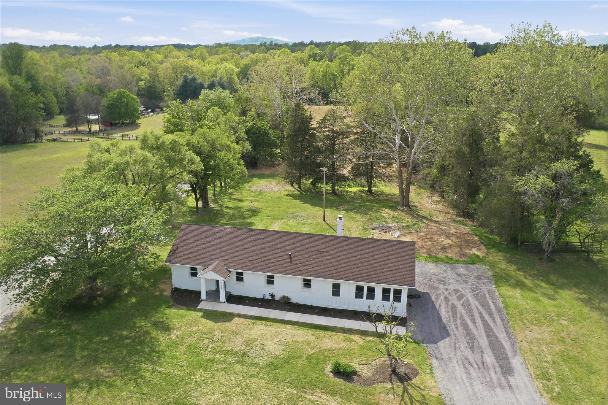 AMISSVILLE - Residential