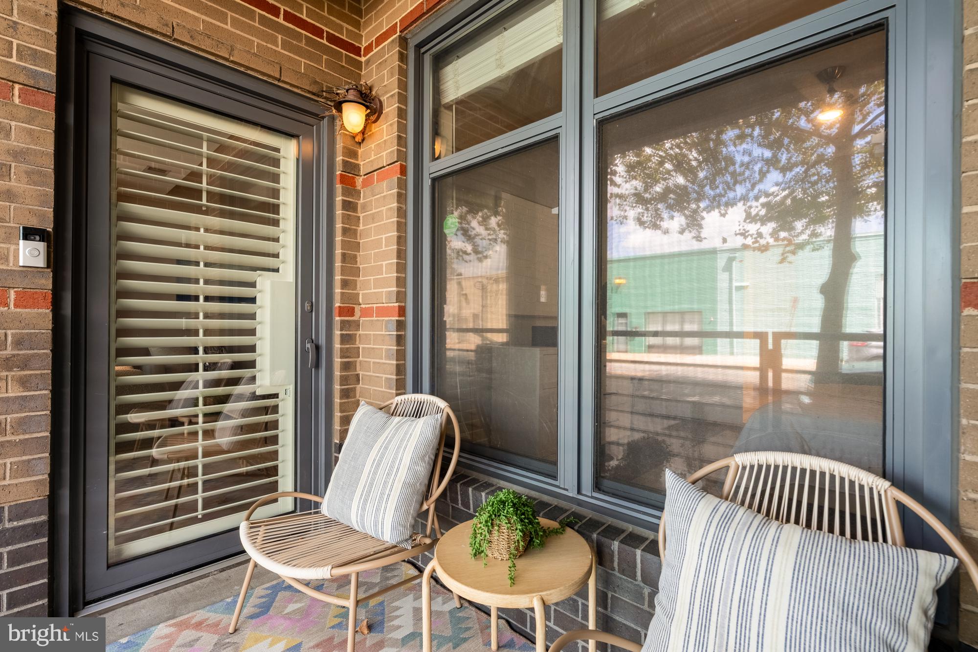 THE HENRY - Residential