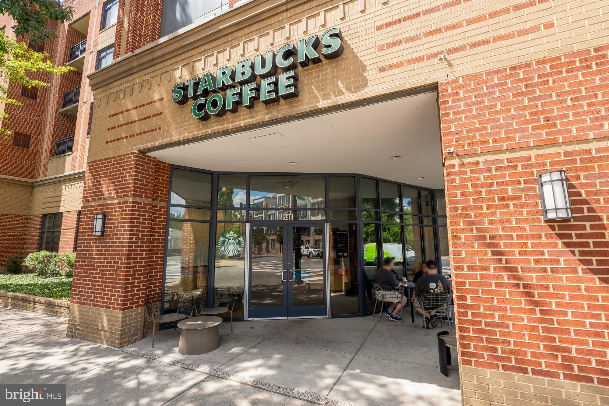 THE HENRY - Residential