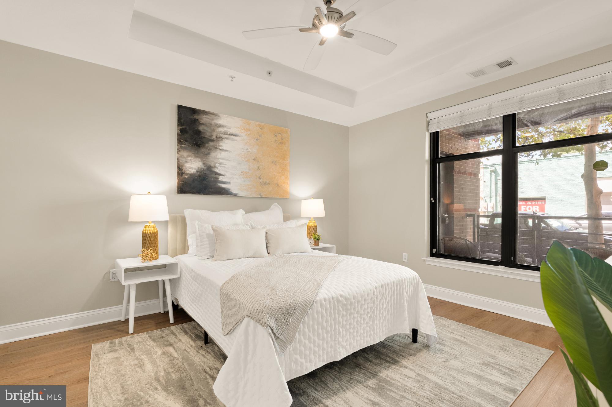 THE HENRY - Residential