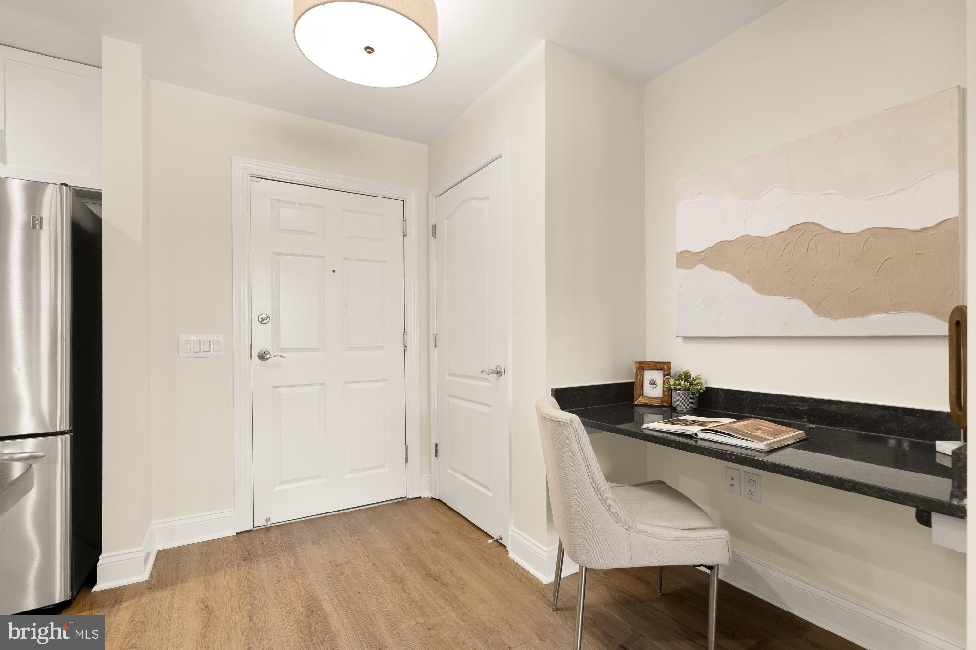 THE HENRY - Residential