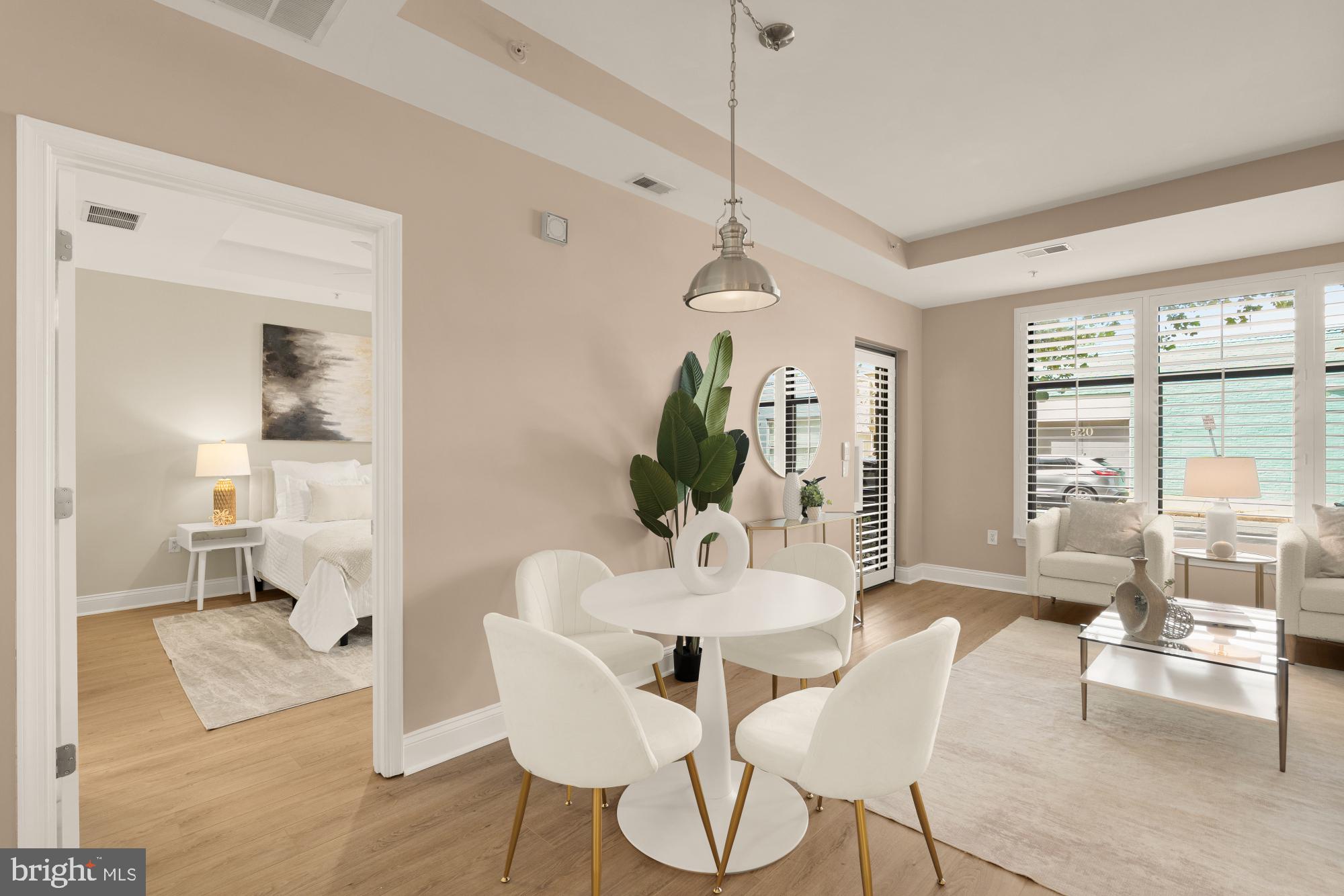 THE HENRY - Residential