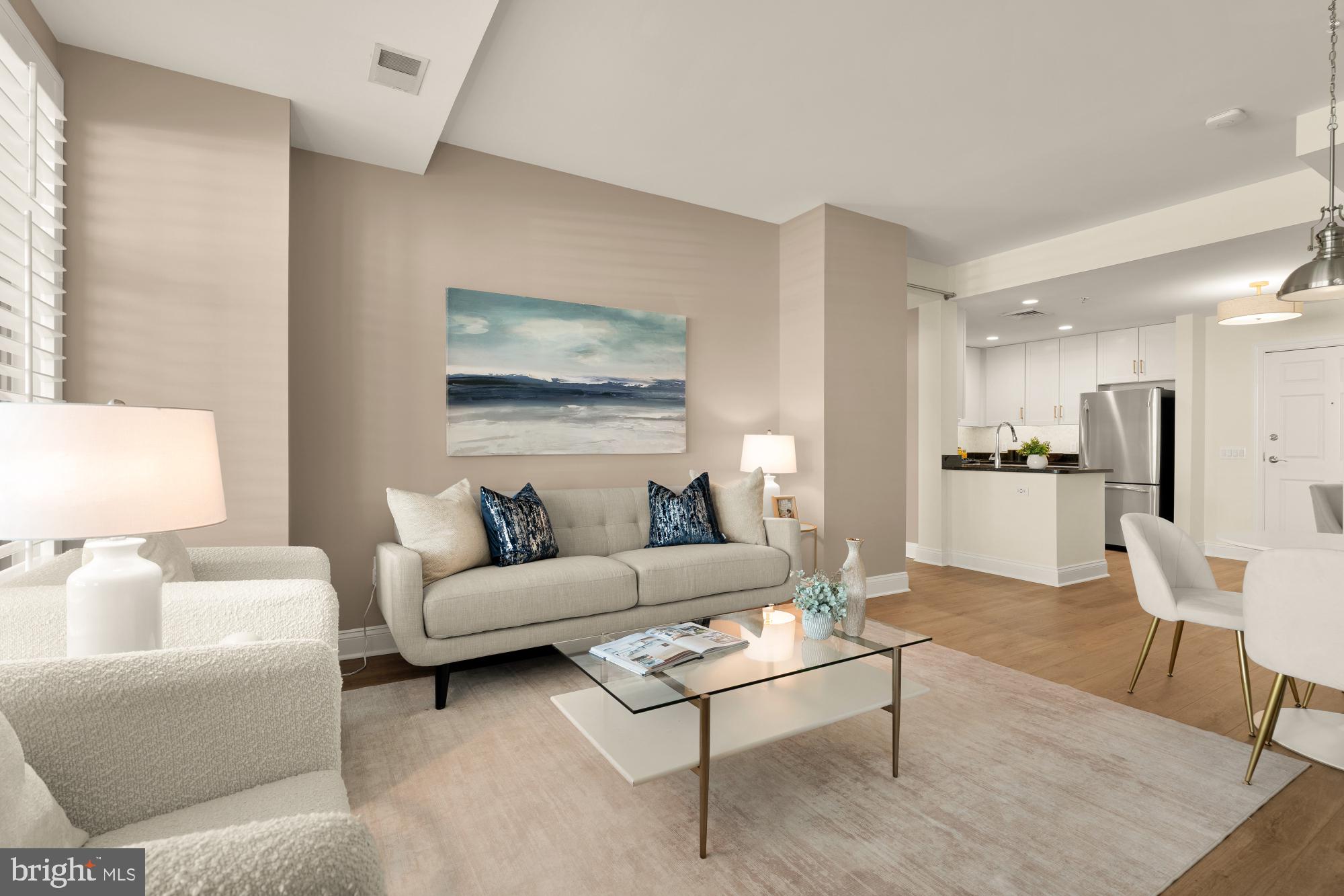 THE HENRY - Residential