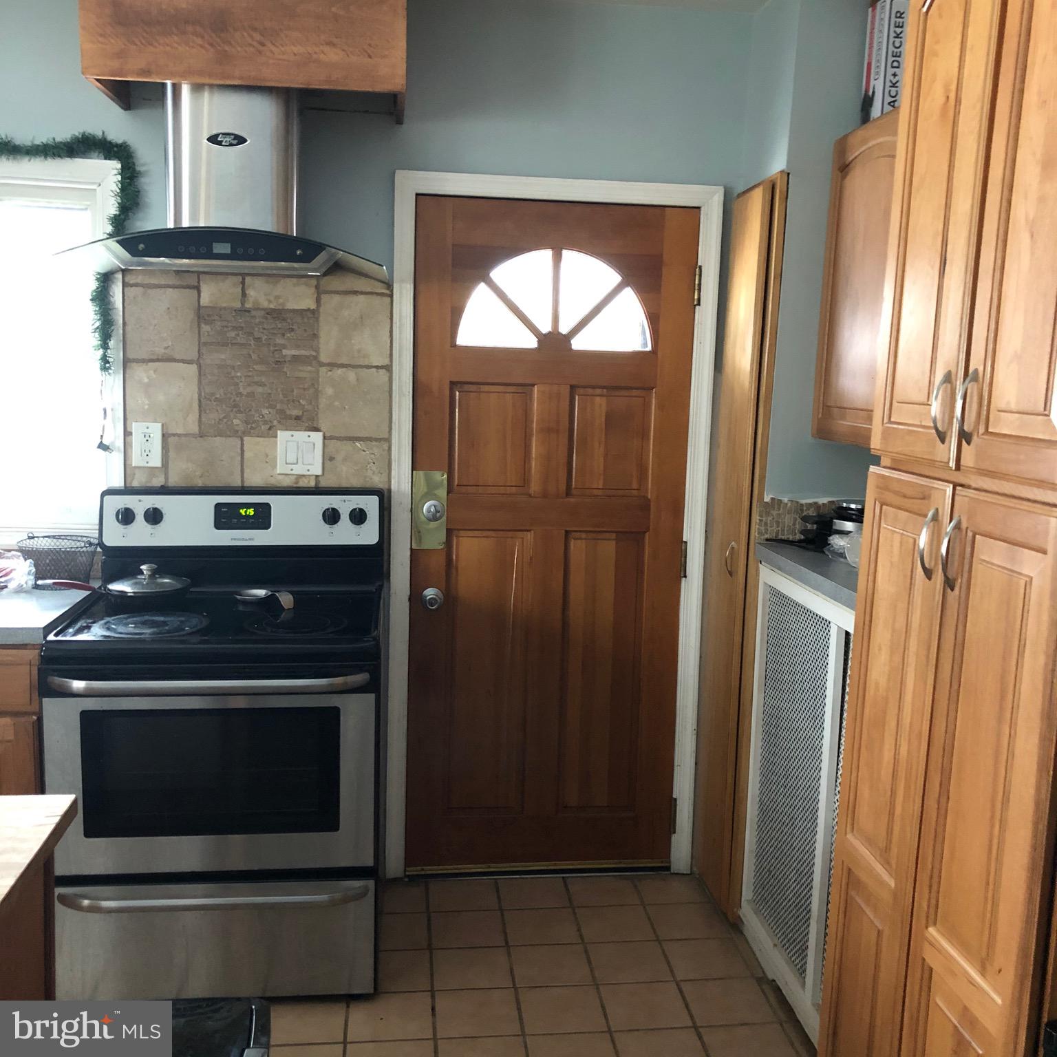 ROXBOROUGH - Residential Lease