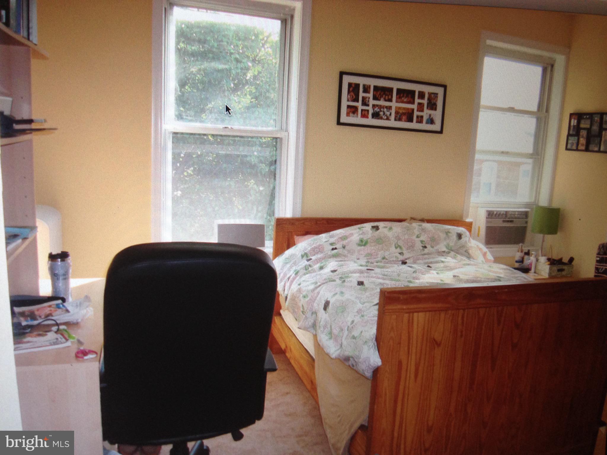 ROXBOROUGH - Residential Lease