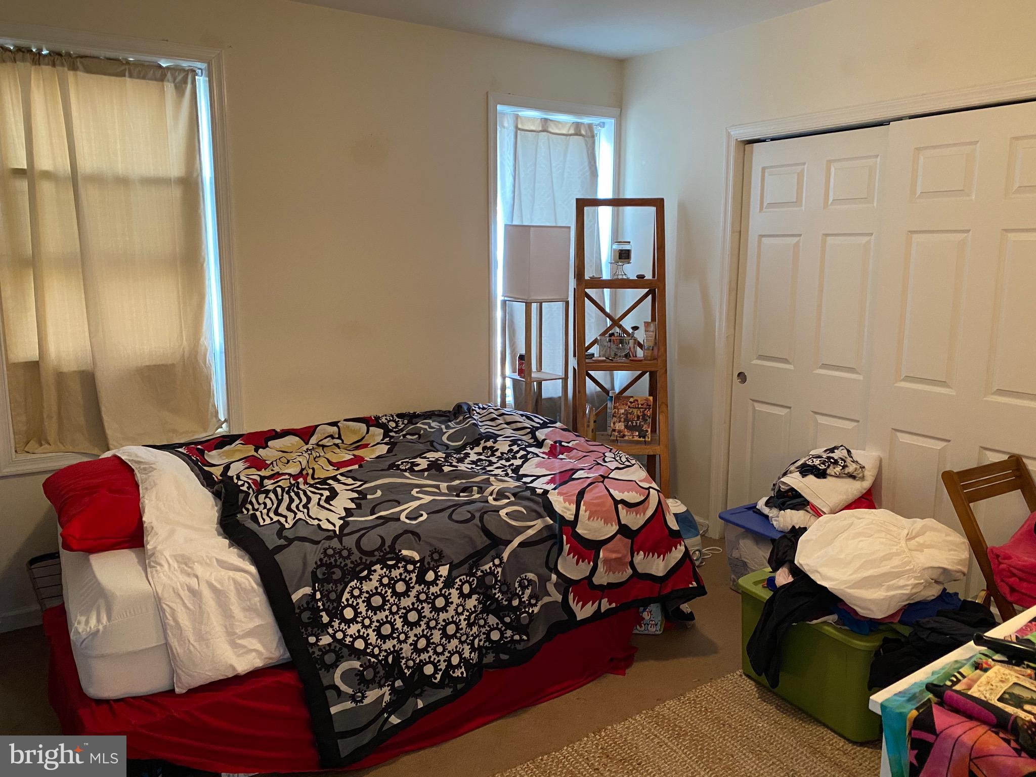 ROXBOROUGH - Residential Lease