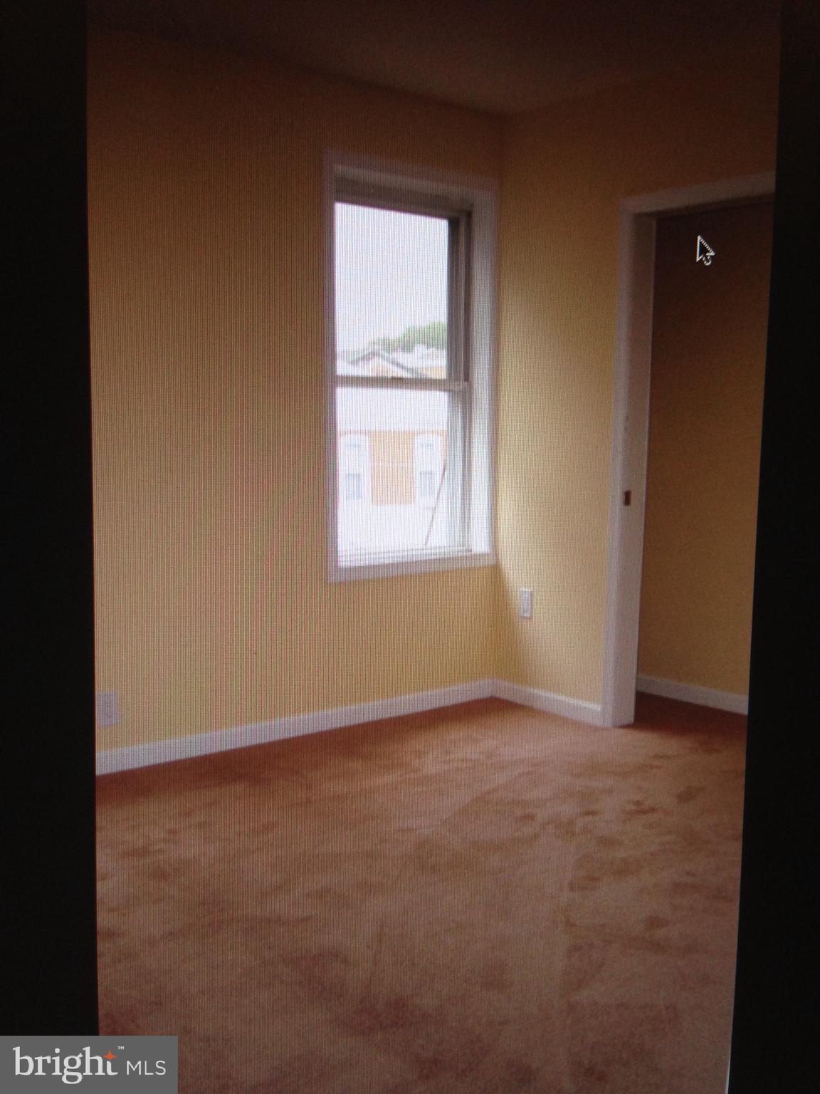 ROXBOROUGH - Residential Lease