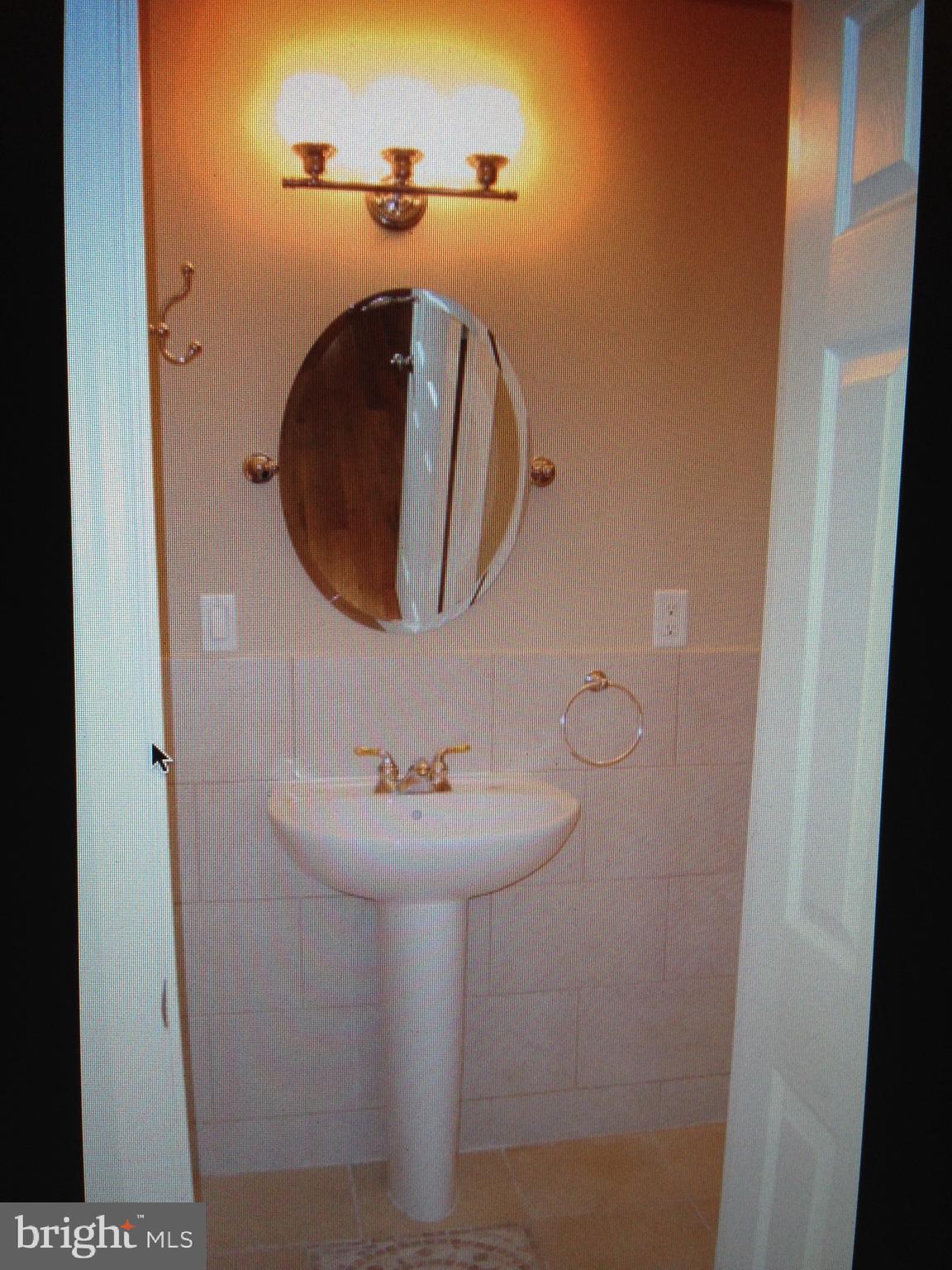 ROXBOROUGH - Residential Lease