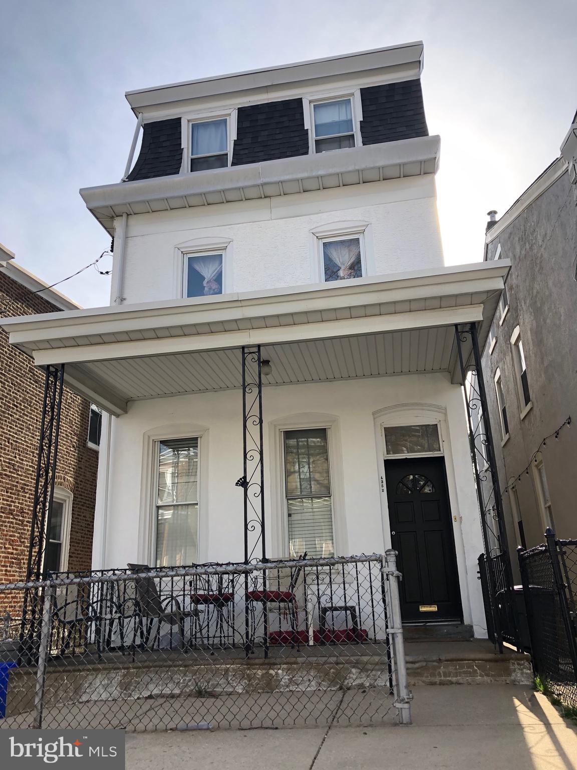 ROXBOROUGH - Residential Lease