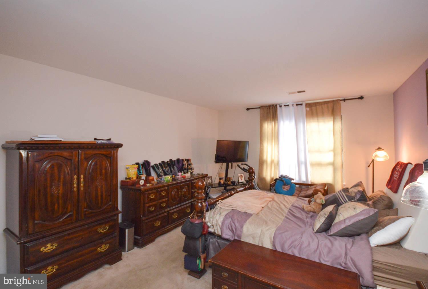 THE ELMONT - Residential