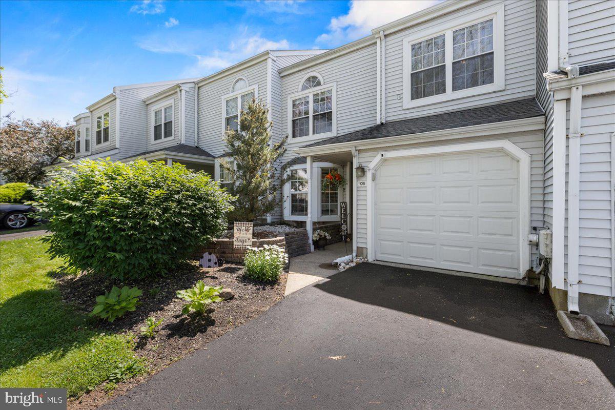 TYLER WALK - Residential