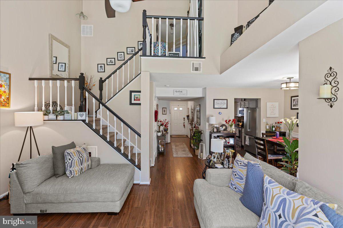 TYLER WALK - Residential