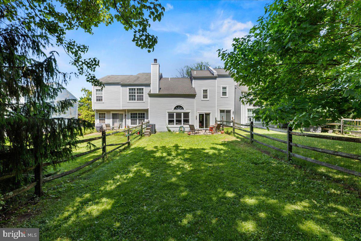 TYLER WALK - Residential