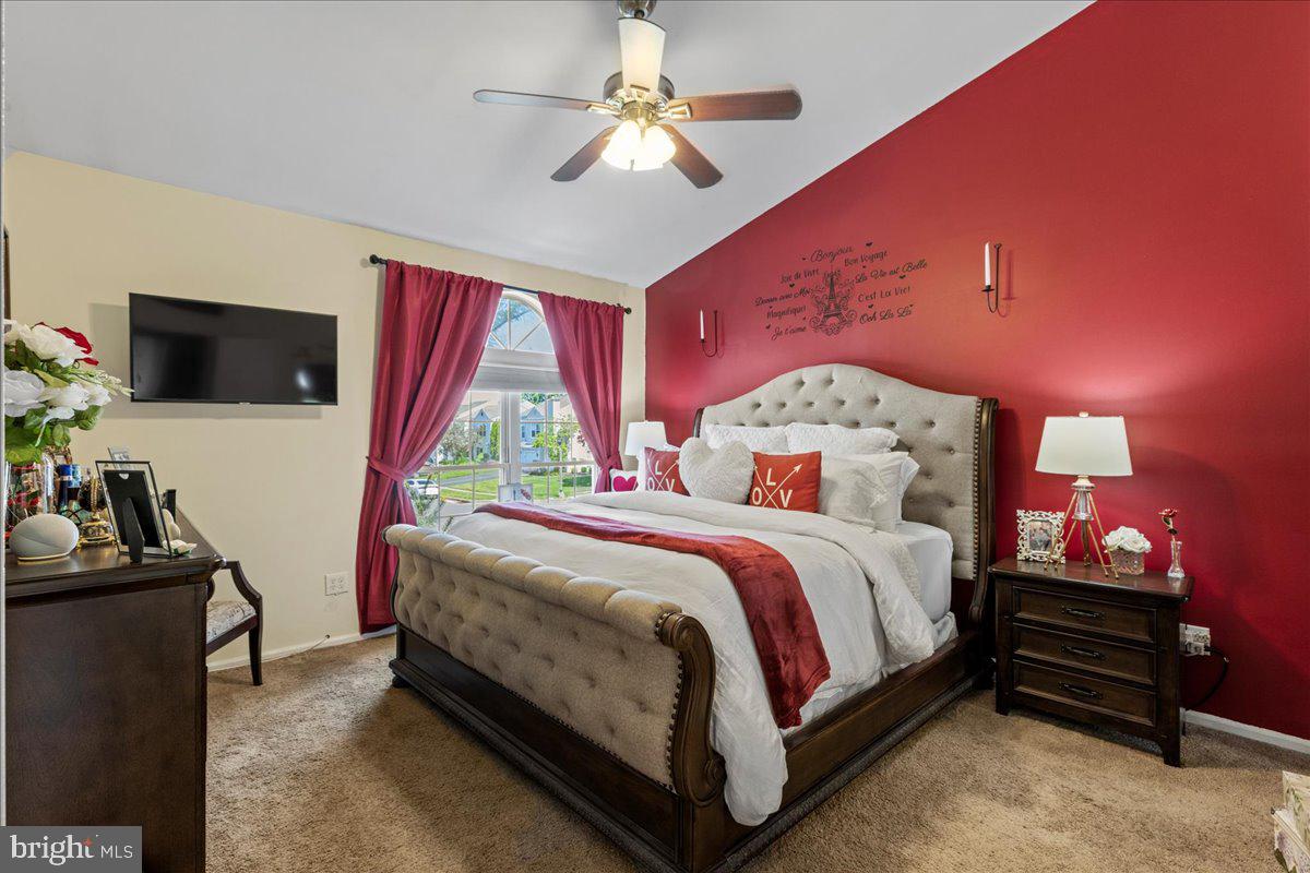 TYLER WALK - Residential