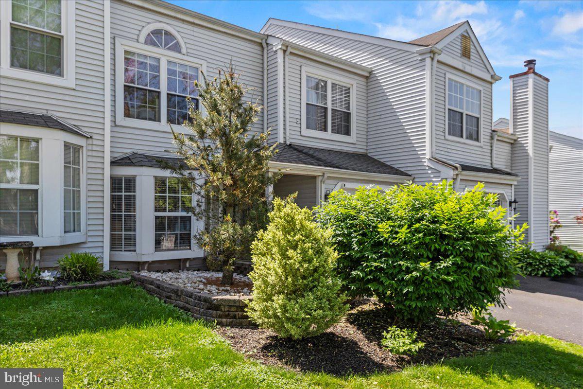 TYLER WALK - Residential