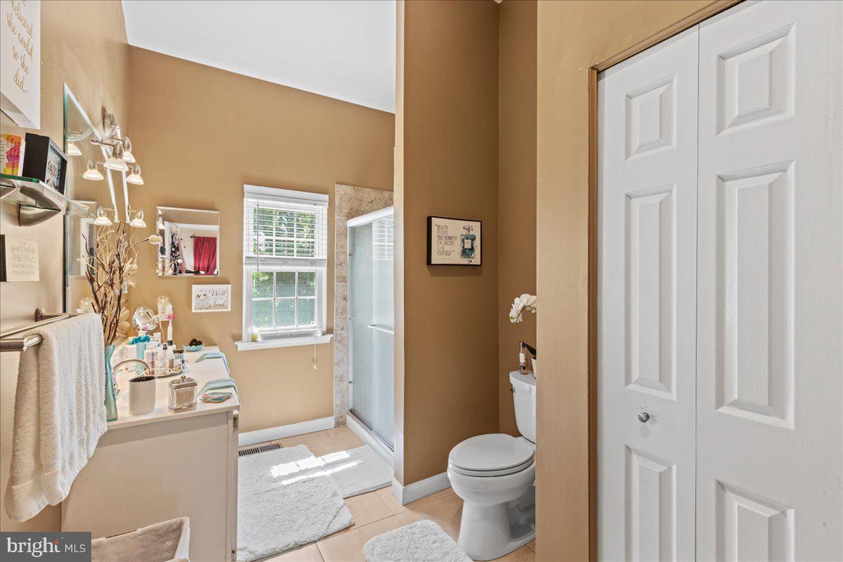 TYLER WALK - Residential