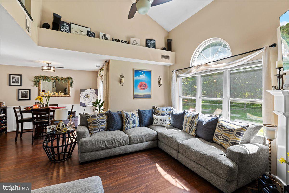 TYLER WALK - Residential