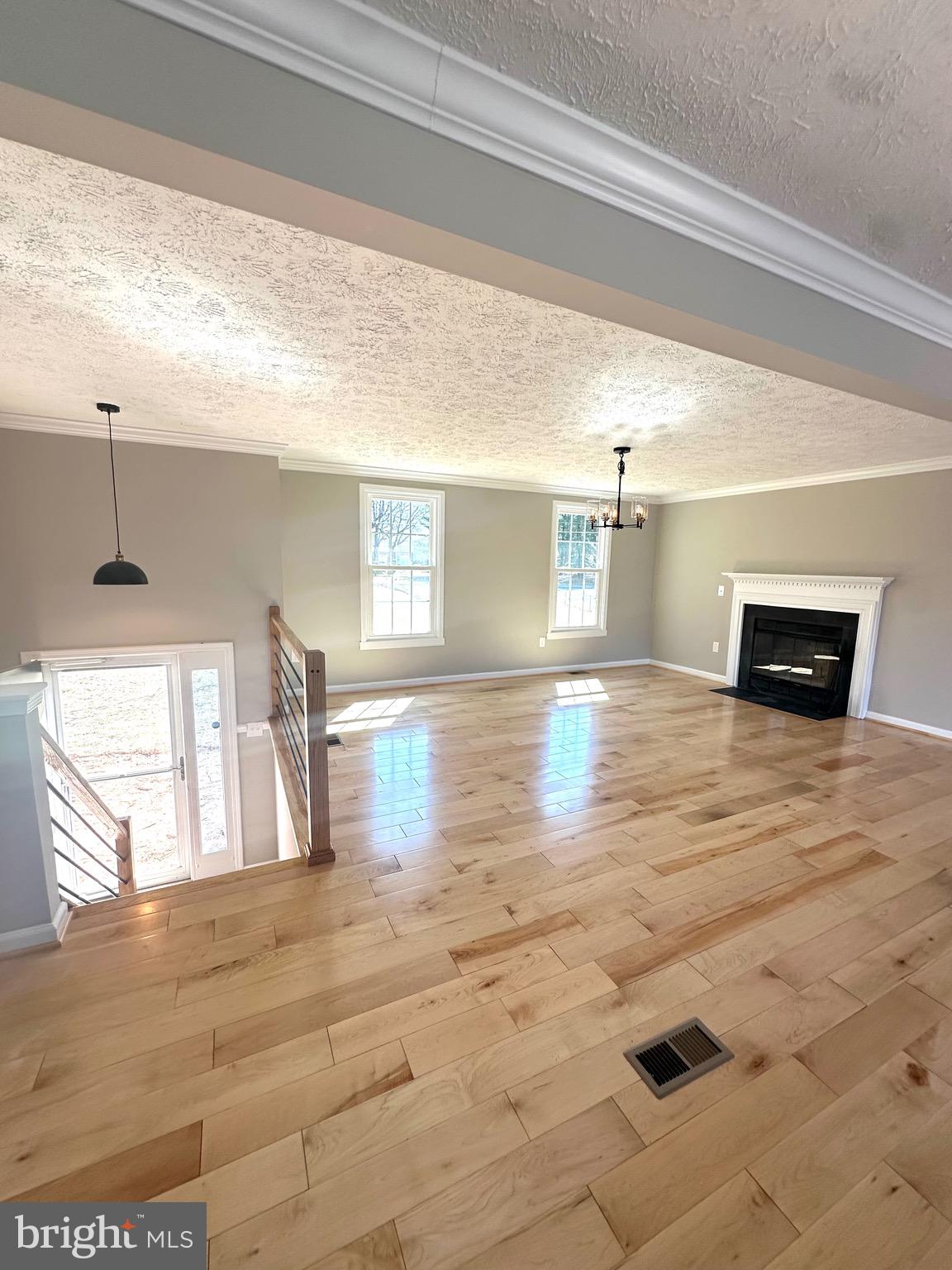 MAPLE SHADE FARM ESTATES - Residential