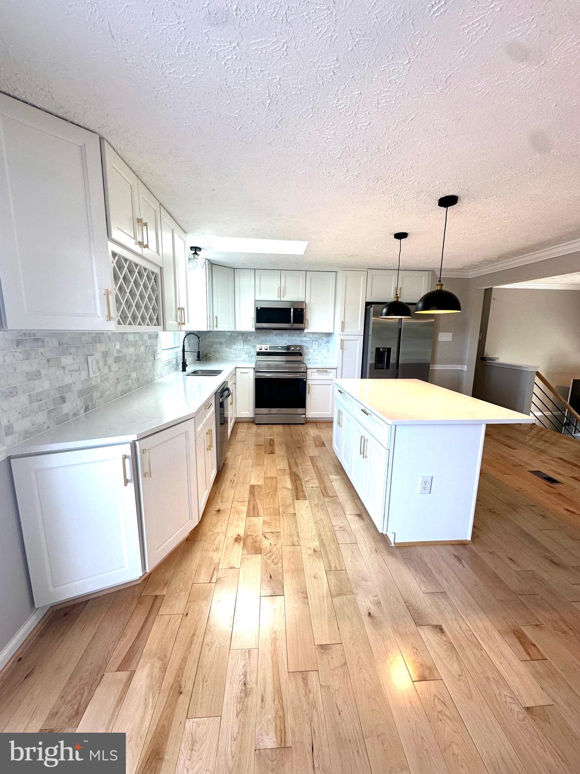 MAPLE SHADE FARM ESTATES - Residential