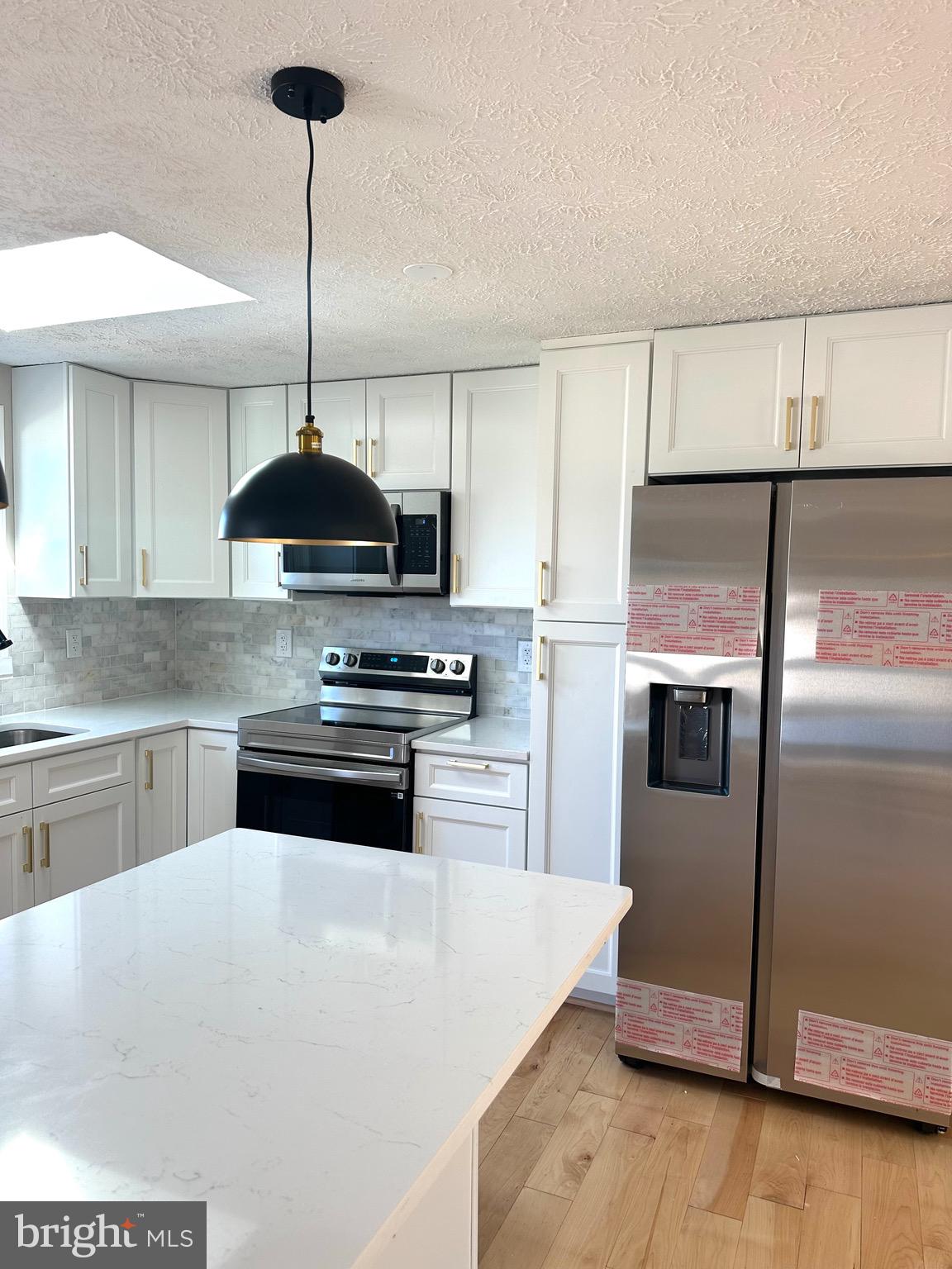 MAPLE SHADE FARM ESTATES - Residential