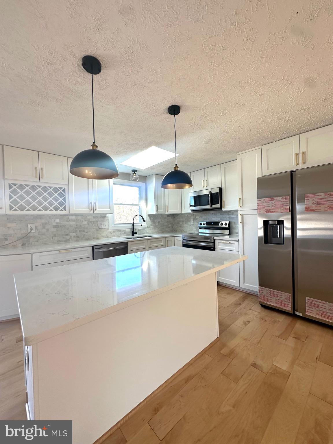 MAPLE SHADE FARM ESTATES - Residential