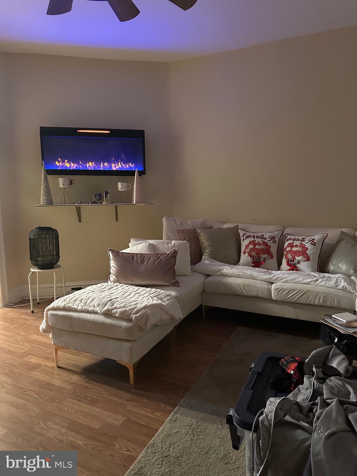 FELTONVILLE - Residential