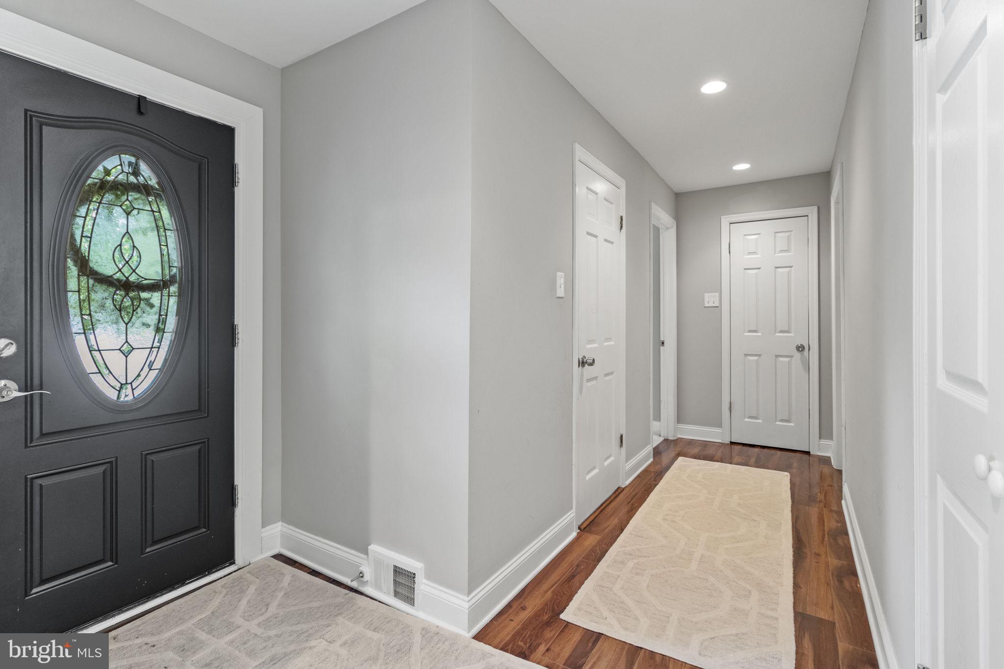 MEADOWBROOK - Residential