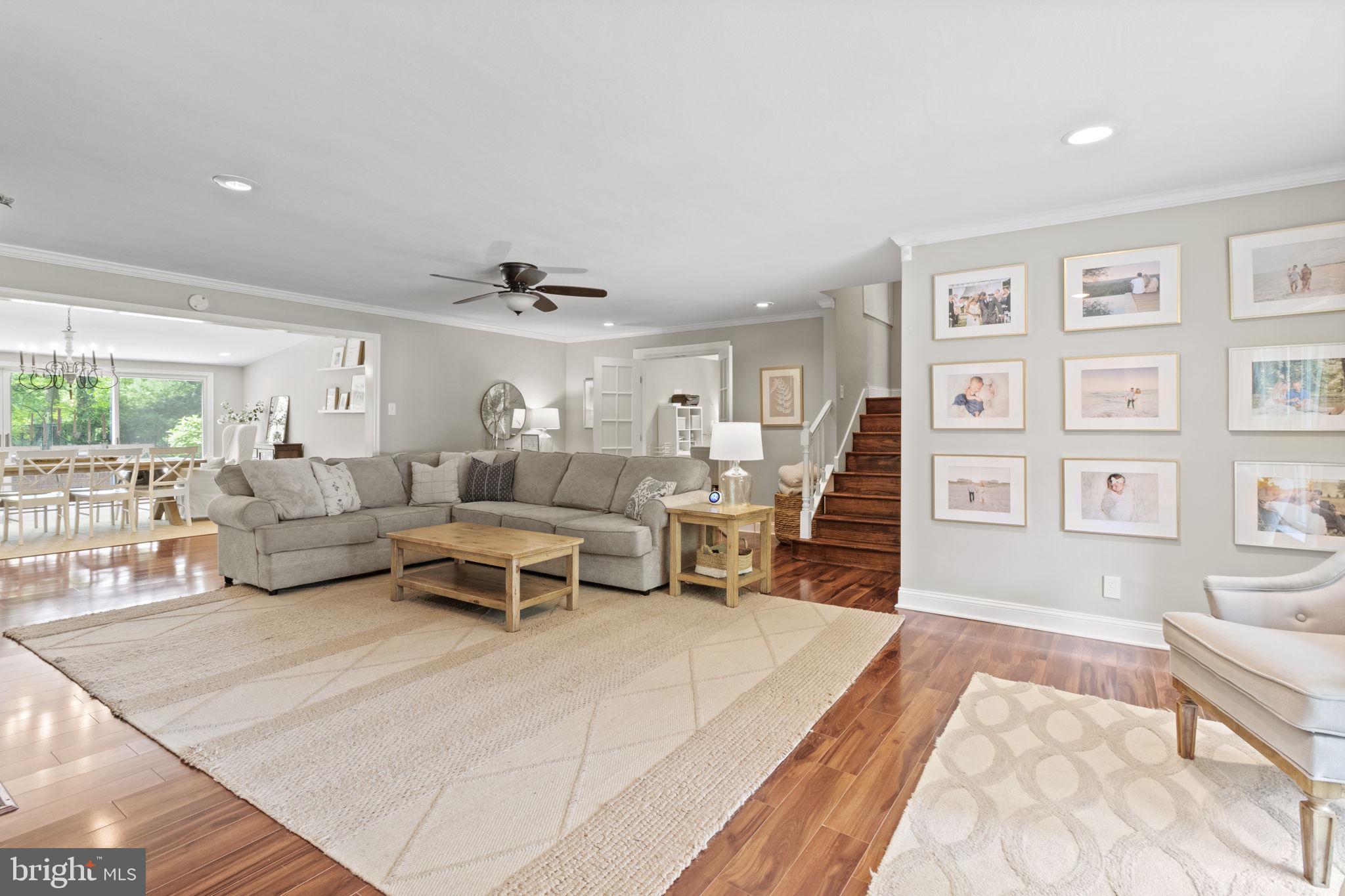 MEADOWBROOK - Residential