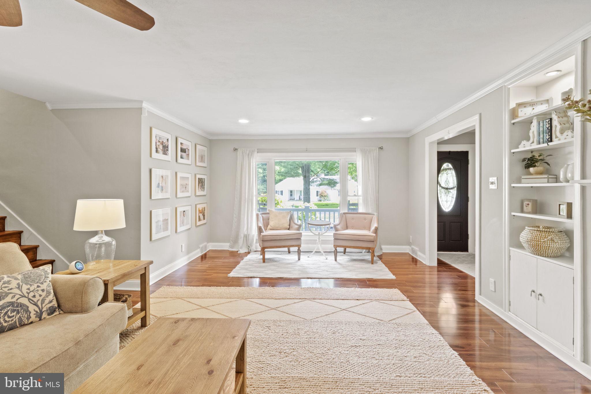 MEADOWBROOK - Residential