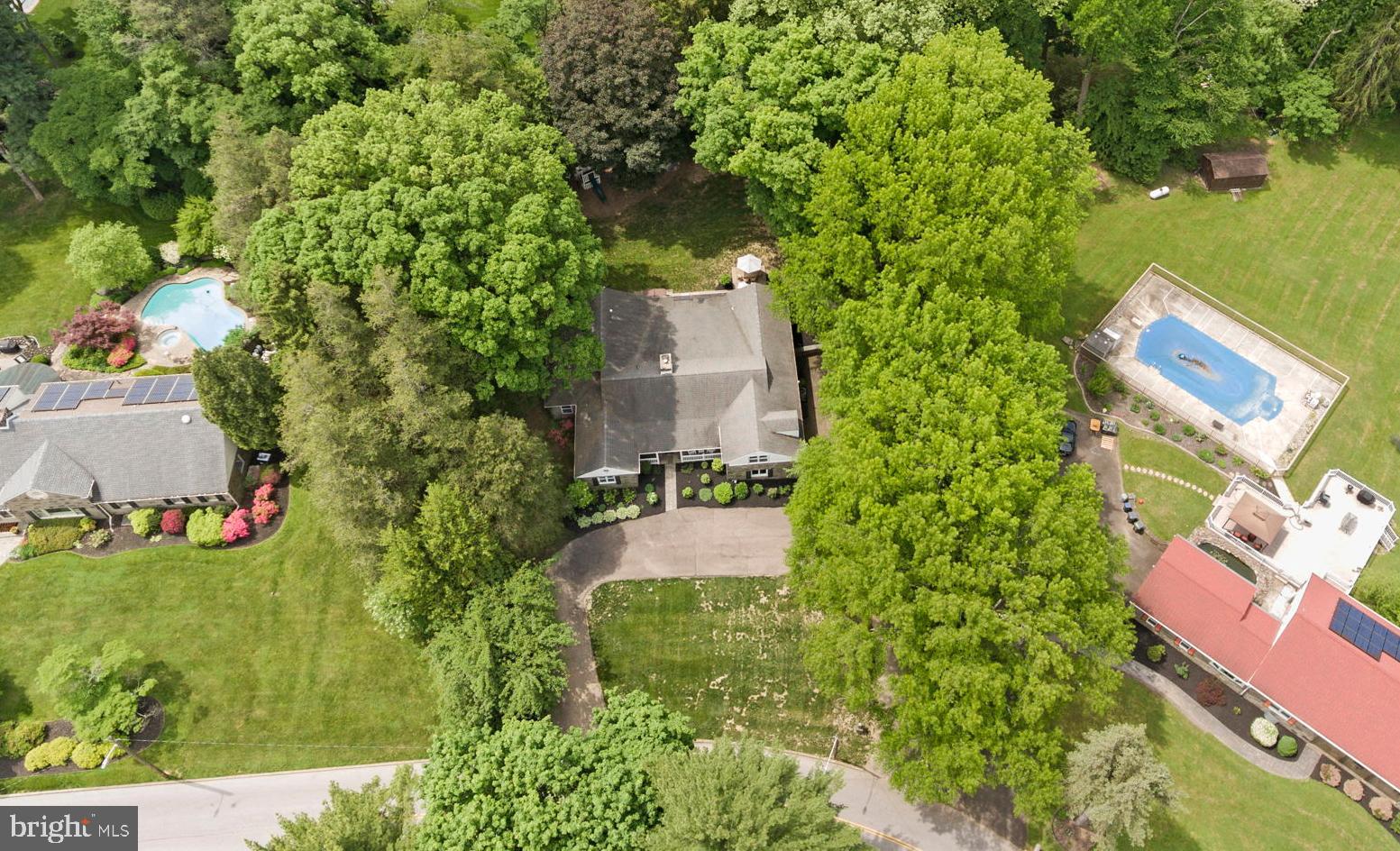 MEADOWBROOK - Residential