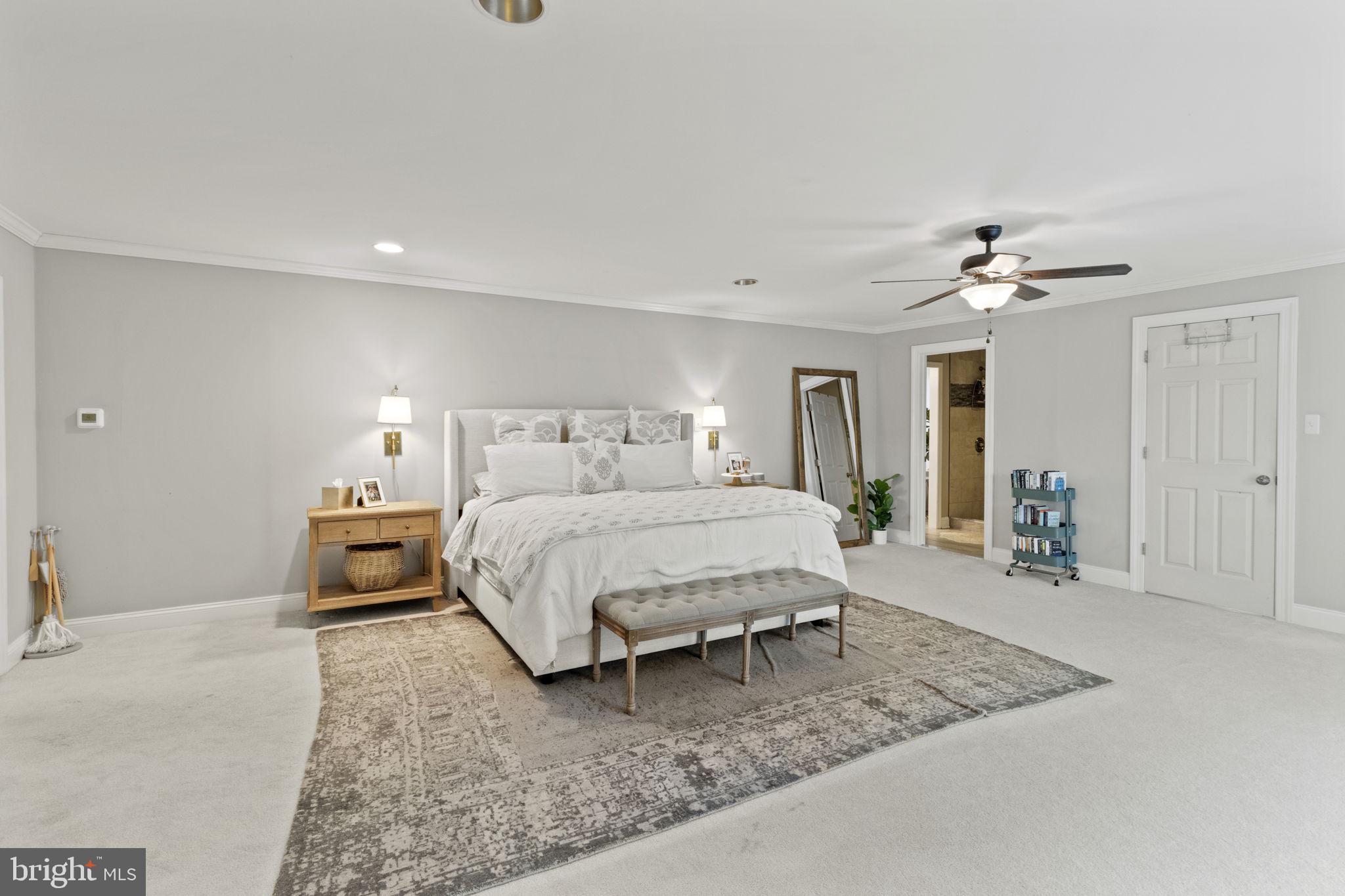 MEADOWBROOK - Residential