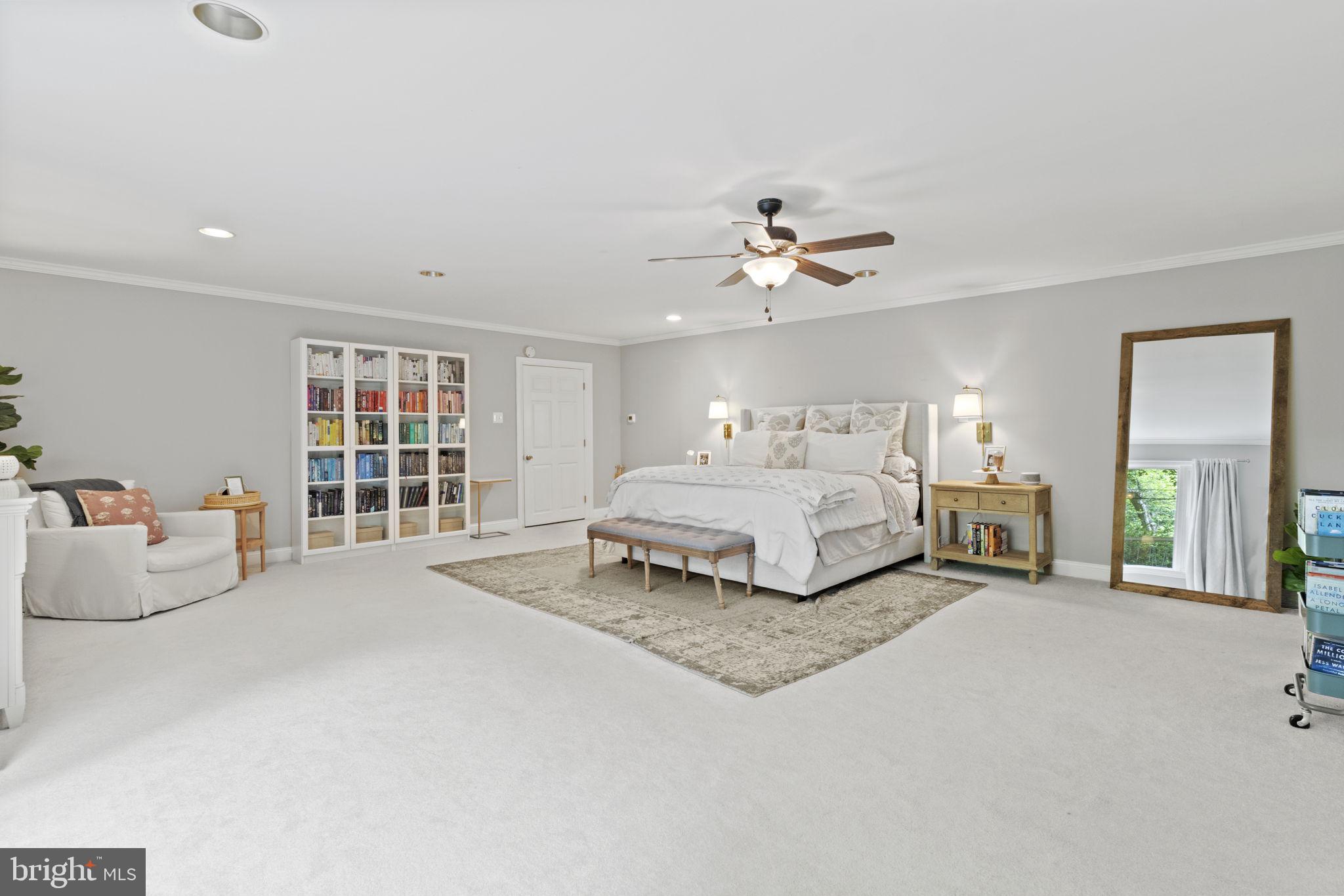 MEADOWBROOK - Residential