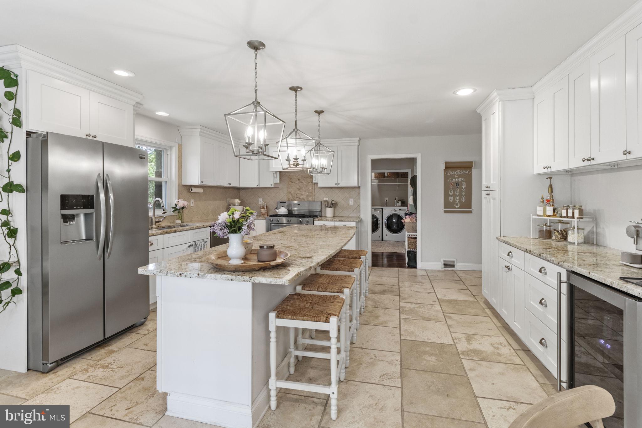 MEADOWBROOK - Residential