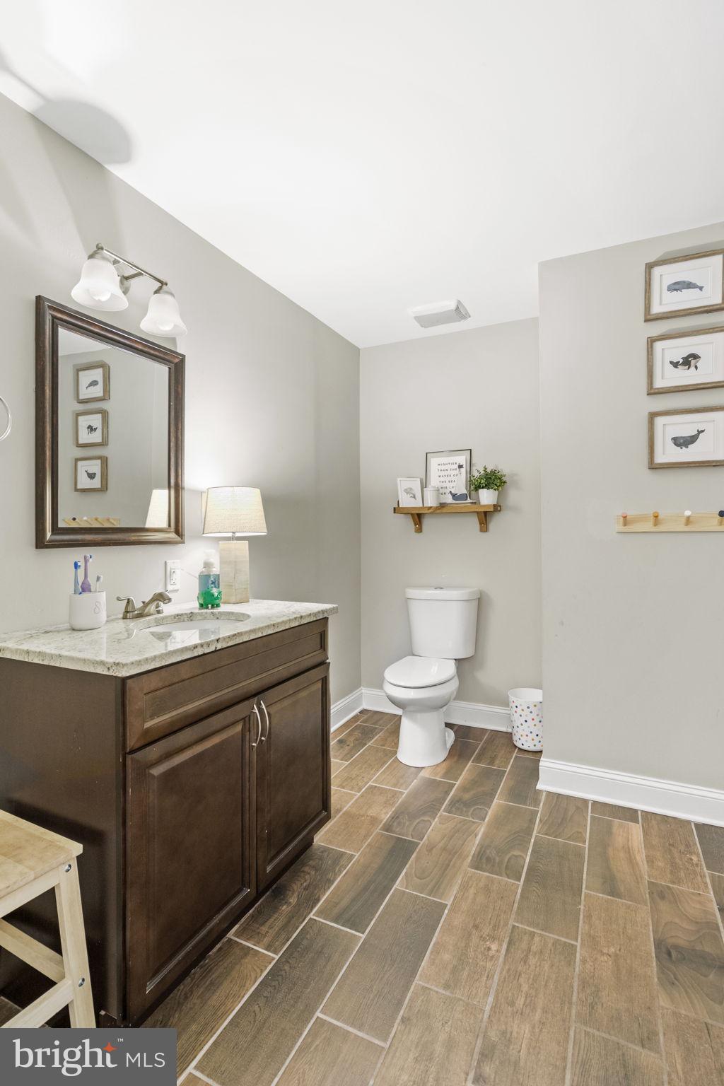 MEADOWBROOK - Residential