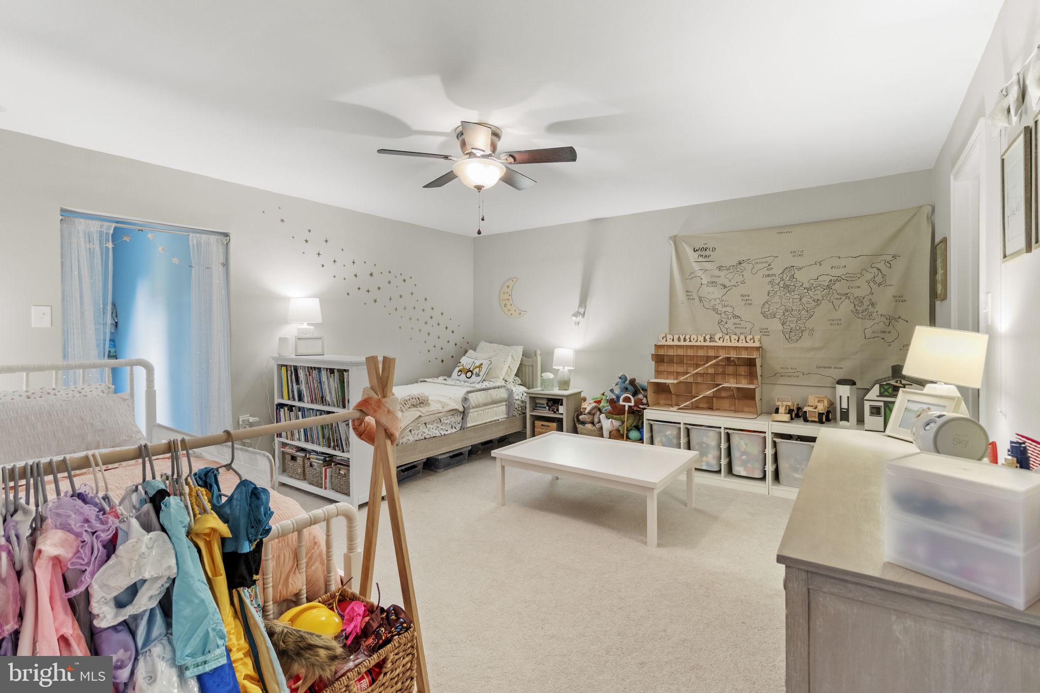 MEADOWBROOK - Residential