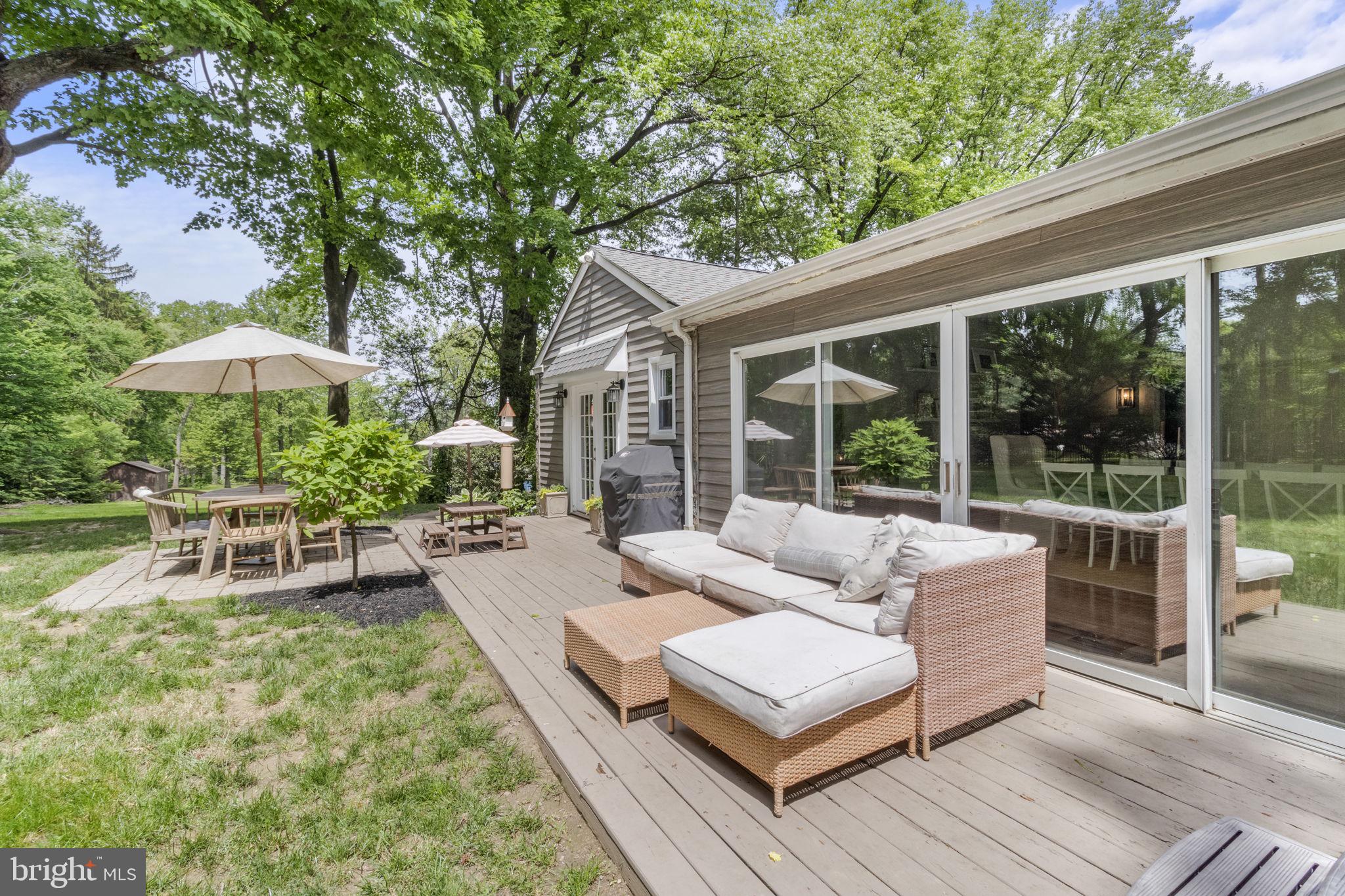 MEADOWBROOK - Residential