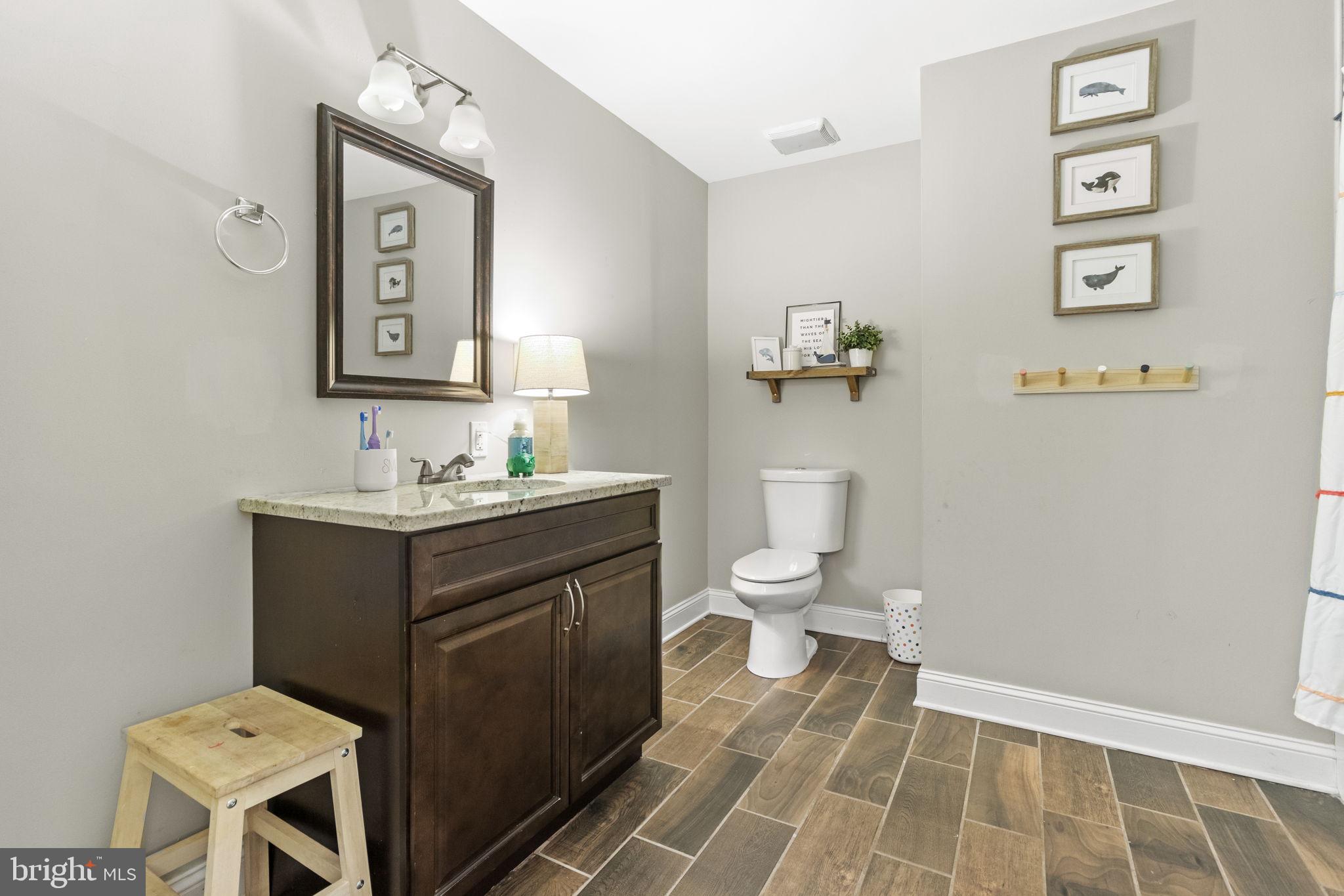 MEADOWBROOK - Residential