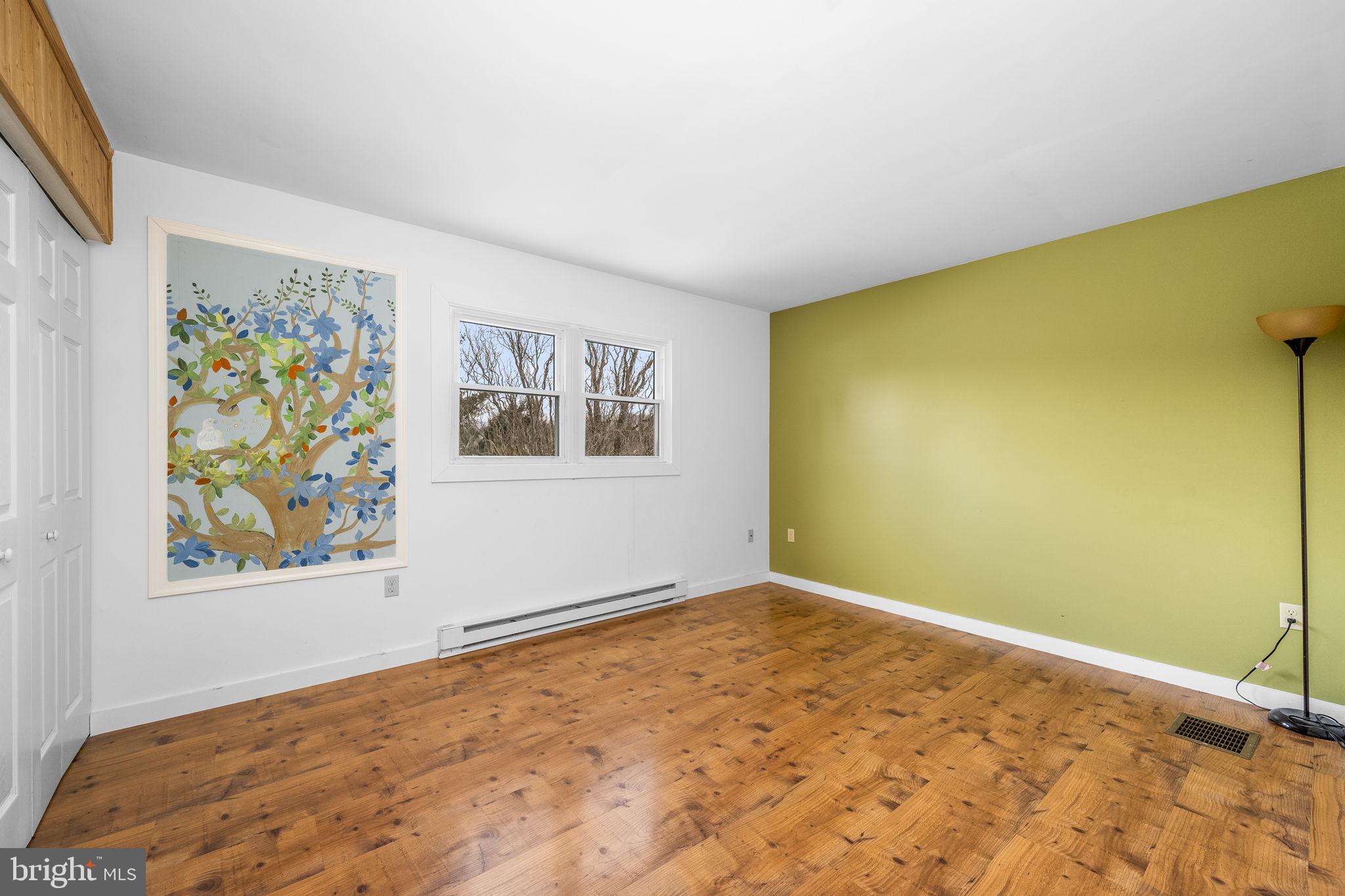 ELMCREST - Residential