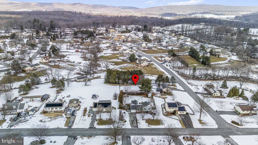 Photo of 114 Ironstone Drive, LITITZ, PA 17543 (MLS # PALA2063314)