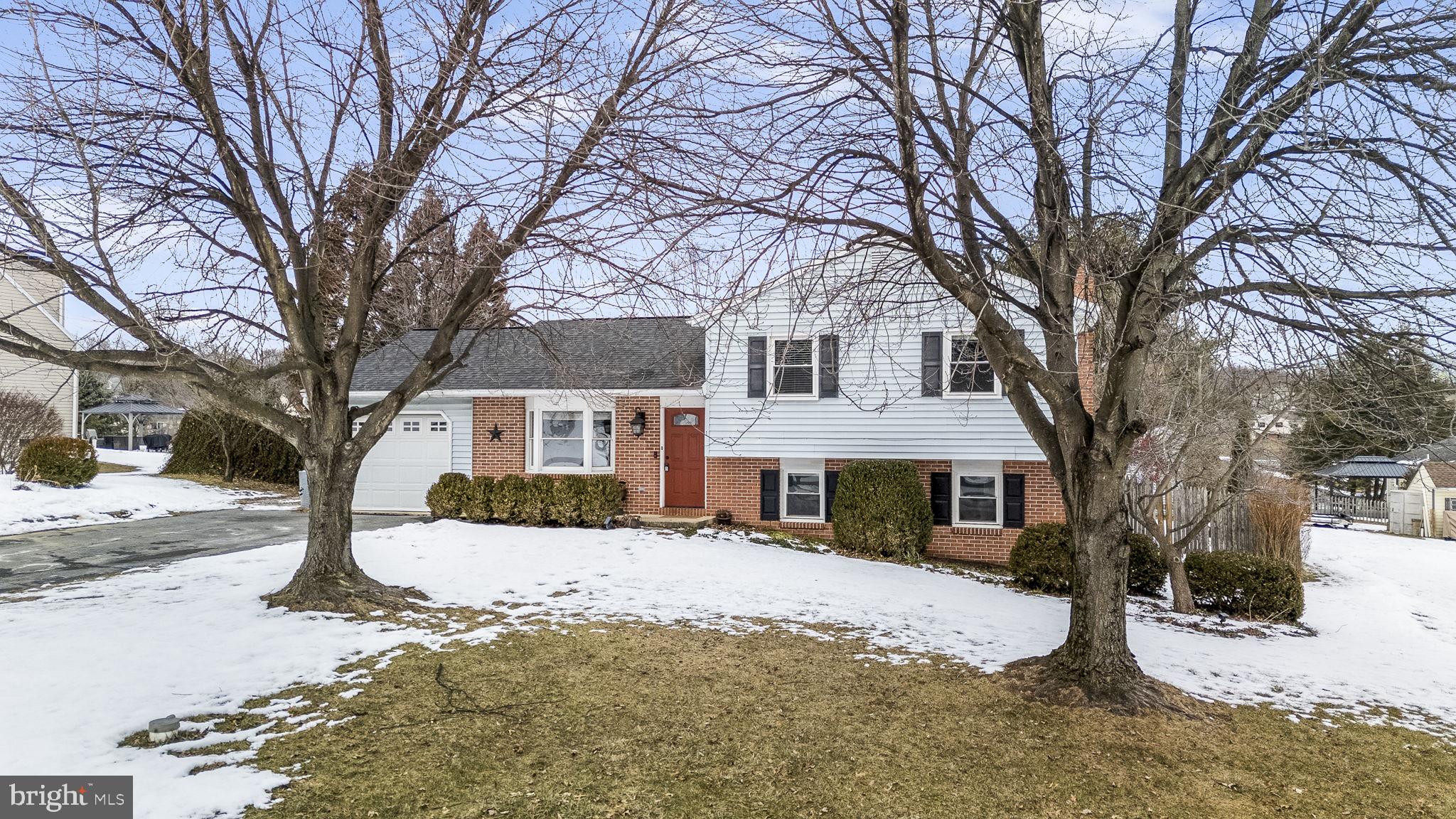 ELMCREST - Residential