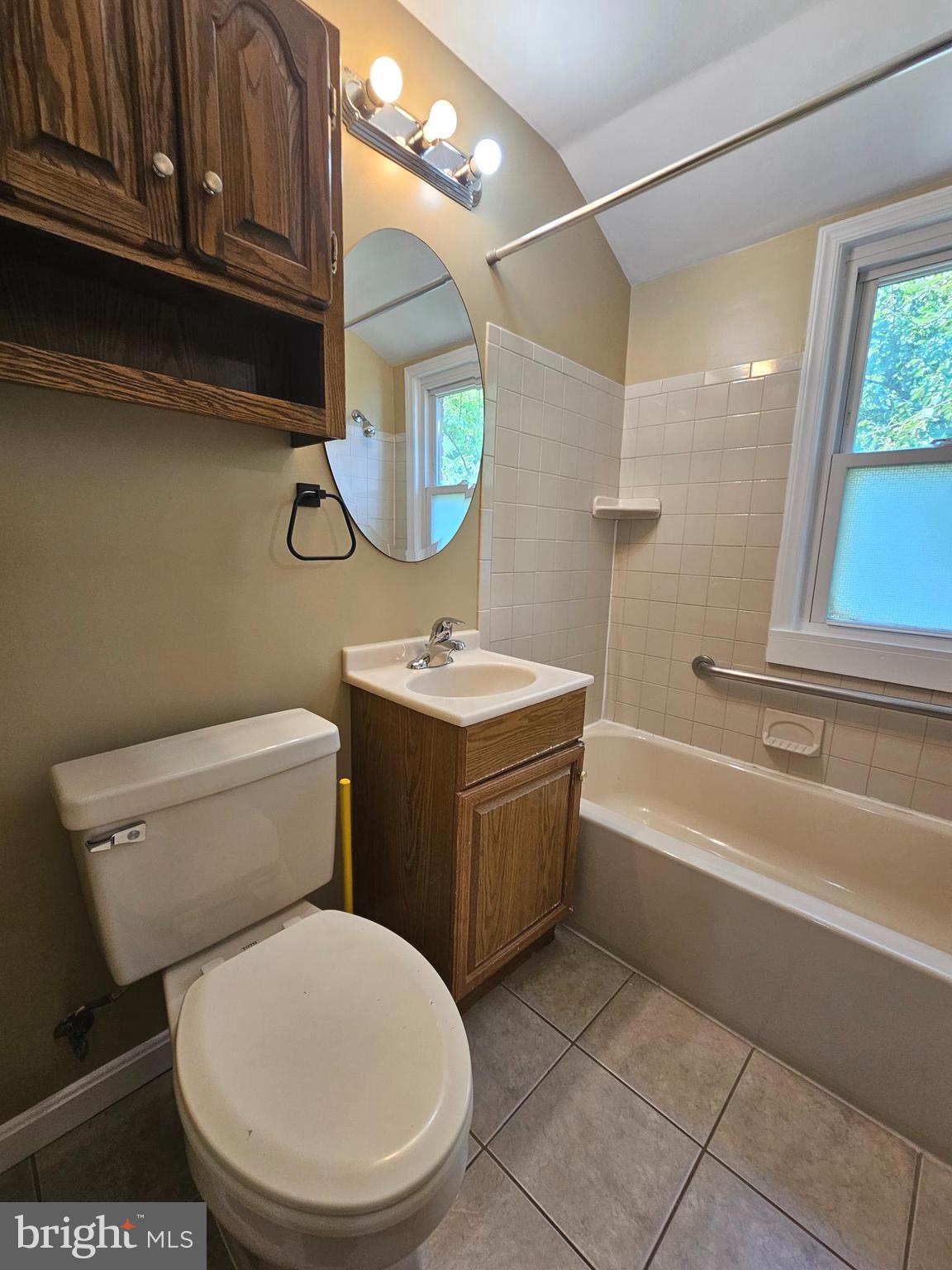 SHIRLINGTON - Residential Lease